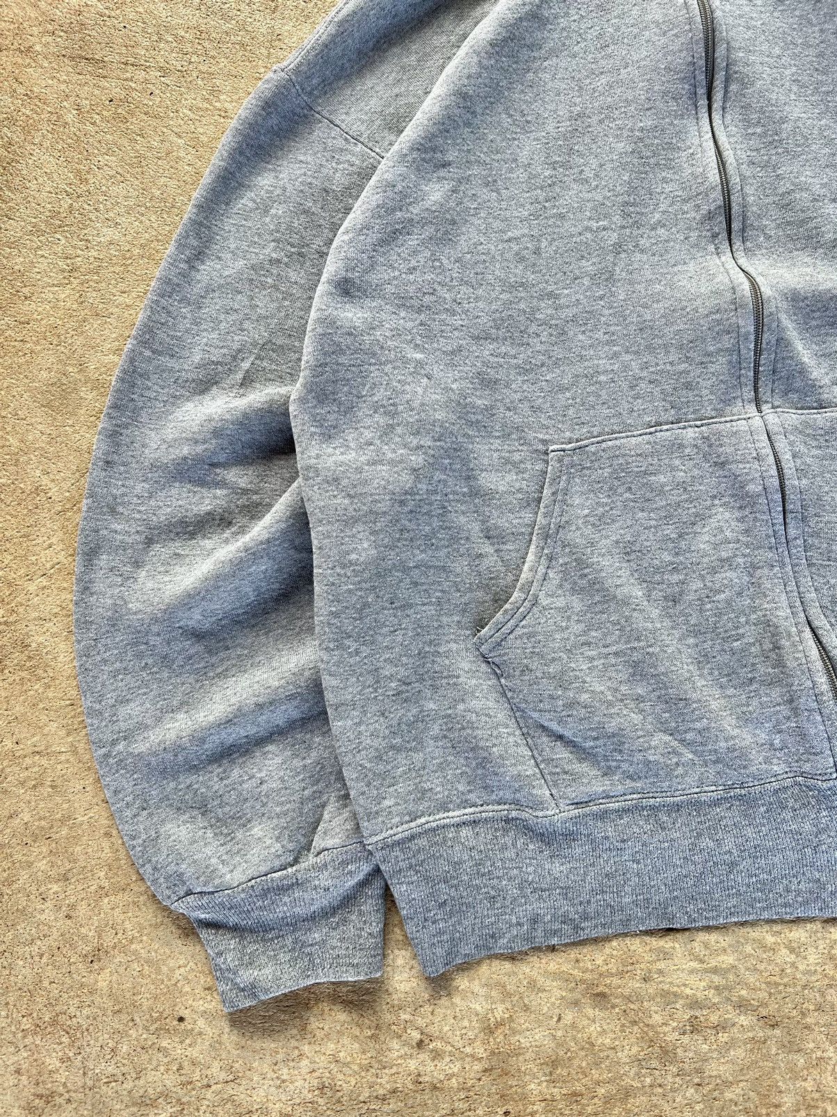 Russell Athletic × Vintage Vintage Russell Athletic Grey Zip Up Size US L / EU 52-54 / 3 - 4 Thumbnail