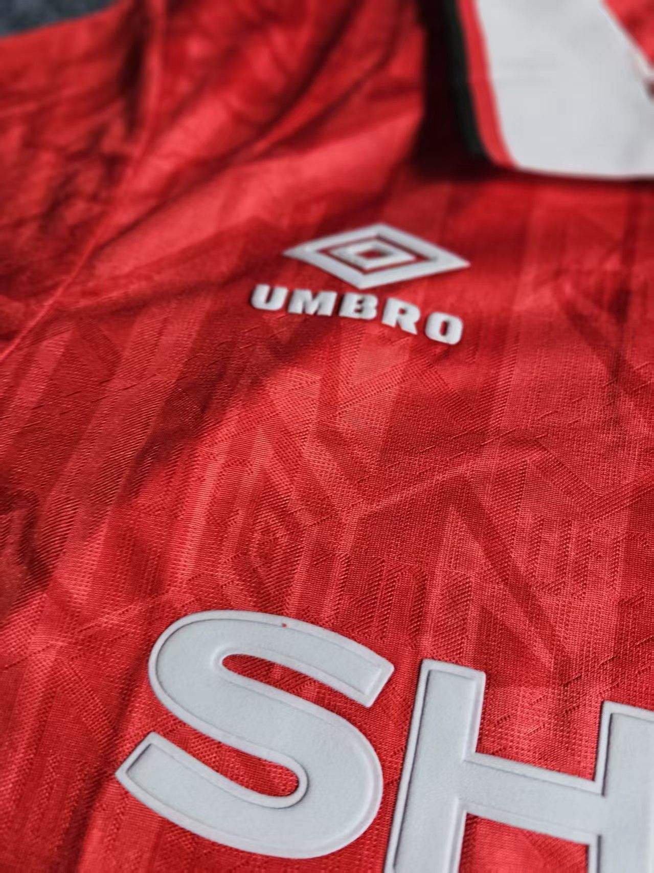 Other 1993 94 MUFC Jersey Home Size US M / EU 48-50 / 2 - 4 Thumbnail
