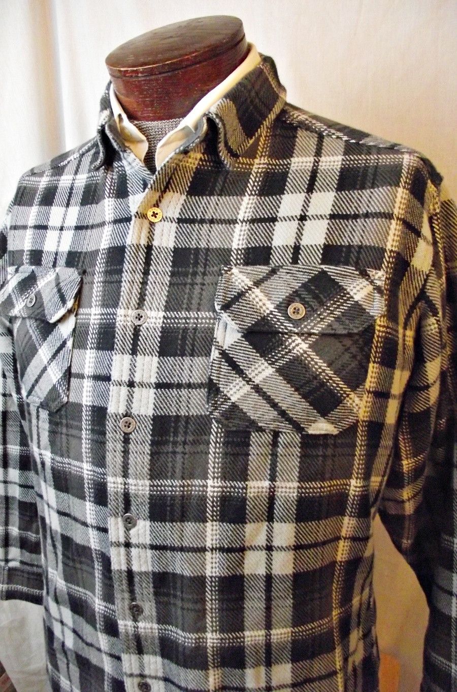 Kuhl KUHL Mens Disordr Heavyweight Flannel Shirt Black Plaid 7334 Size US L / EU 52-54 / 3 - 5 Thumbnail