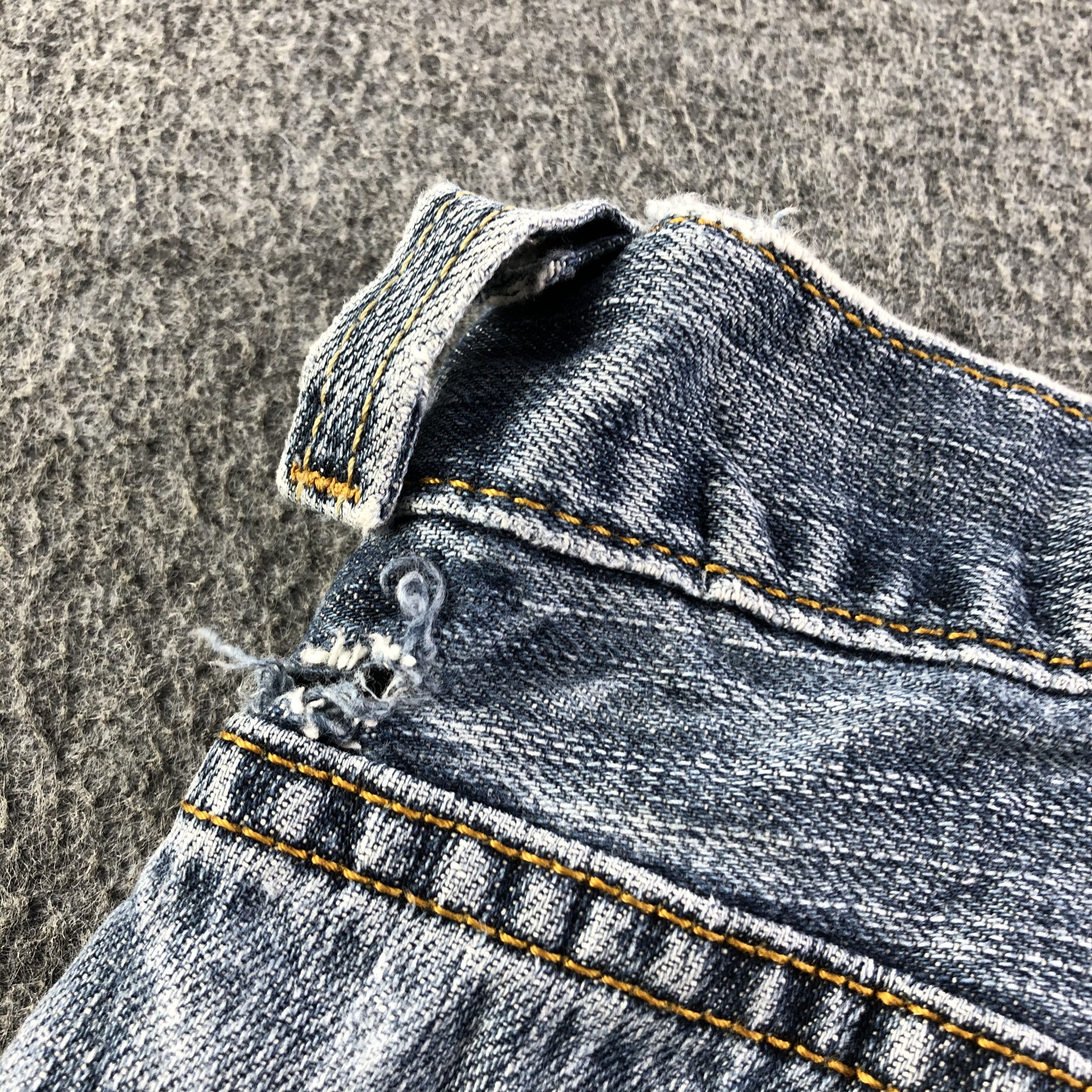 Levi's Vintage Levis 505 Jeans-J3339 Size US 35 - 8 Thumbnail