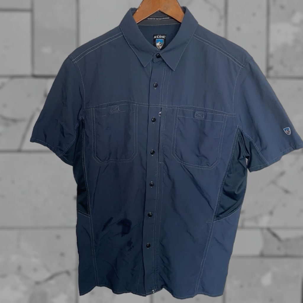 Vintage VINTAGE Kuhl Men’s Athletic Short Sleeve Button-Down Shirt Size M Blue Nylon Casual Size US M / EU 48-50 / 2 - 1 Thumbnail