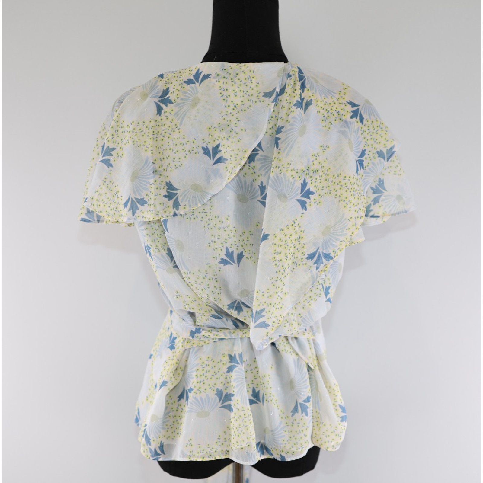 Ted Baker NWoT TED BAKER Gemmiaa Floral Print Ruffle Wrap Blouse US 8 Size M / US 6-8 / IT 42-44 - 5 Thumbnail