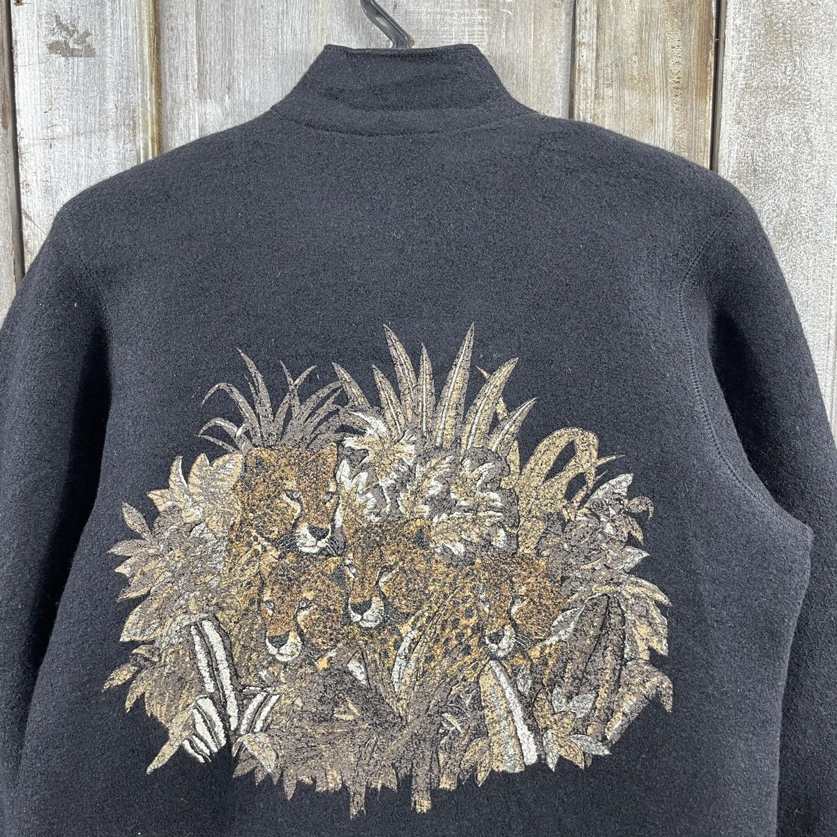 Japanese Brand × Vintage Vintage Vernal Tiger Printed Logo Wool Coat Size US M / EU 48-50 / 2 - 6 Thumbnail