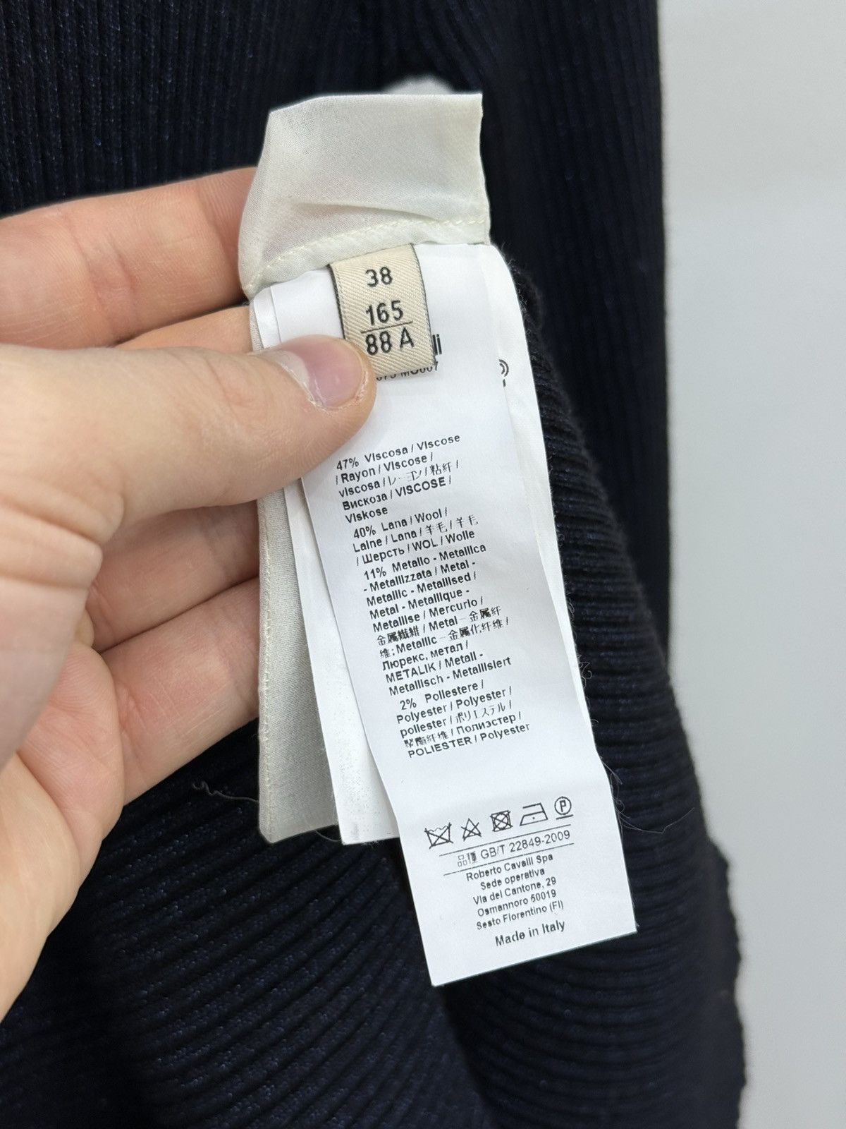 Roberto Cavalli Roberto Cavalli Ribbed Metal Wool Turtleneck Sweater Size XS / US 0-2 / IT 36-38 - 6 Thumbnail