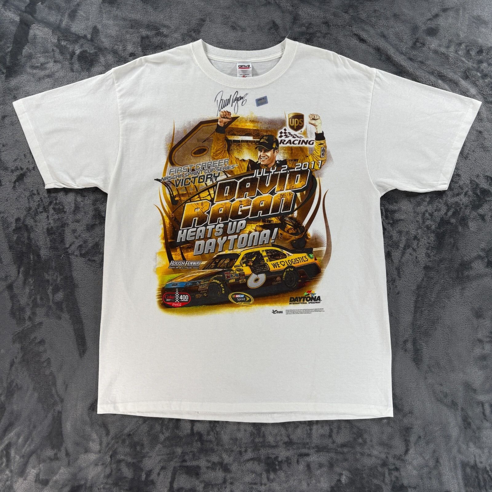 Anvil David Ragan #6 UPS Autographed T Shirt Men XL NWT Nascar Fir Size US XL / EU 56 / 4 - 2 Thumbnail