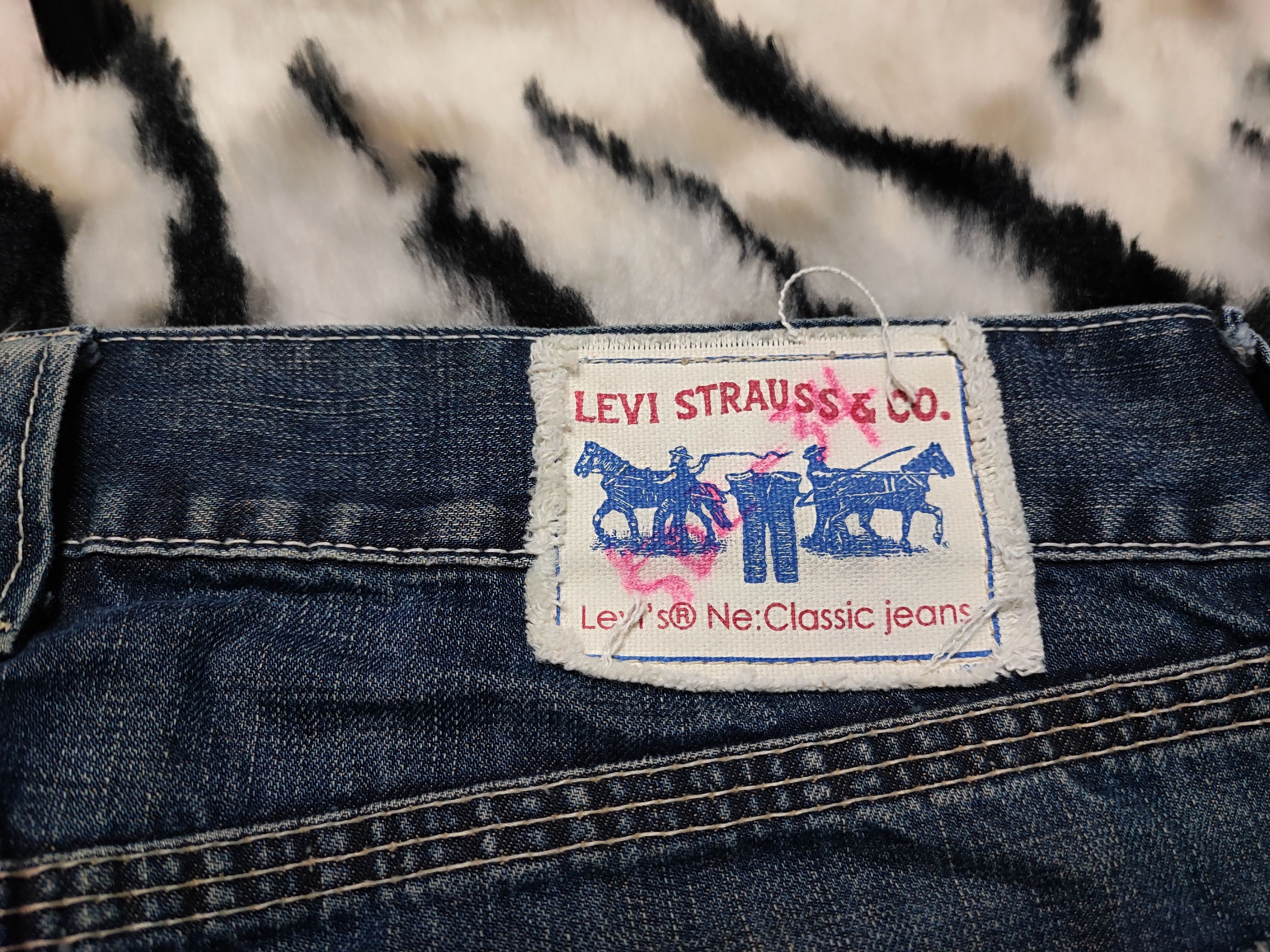 Levi's Limited Edition Levis Ne Classic Size US 34 / EU 50 - 12 Thumbnail