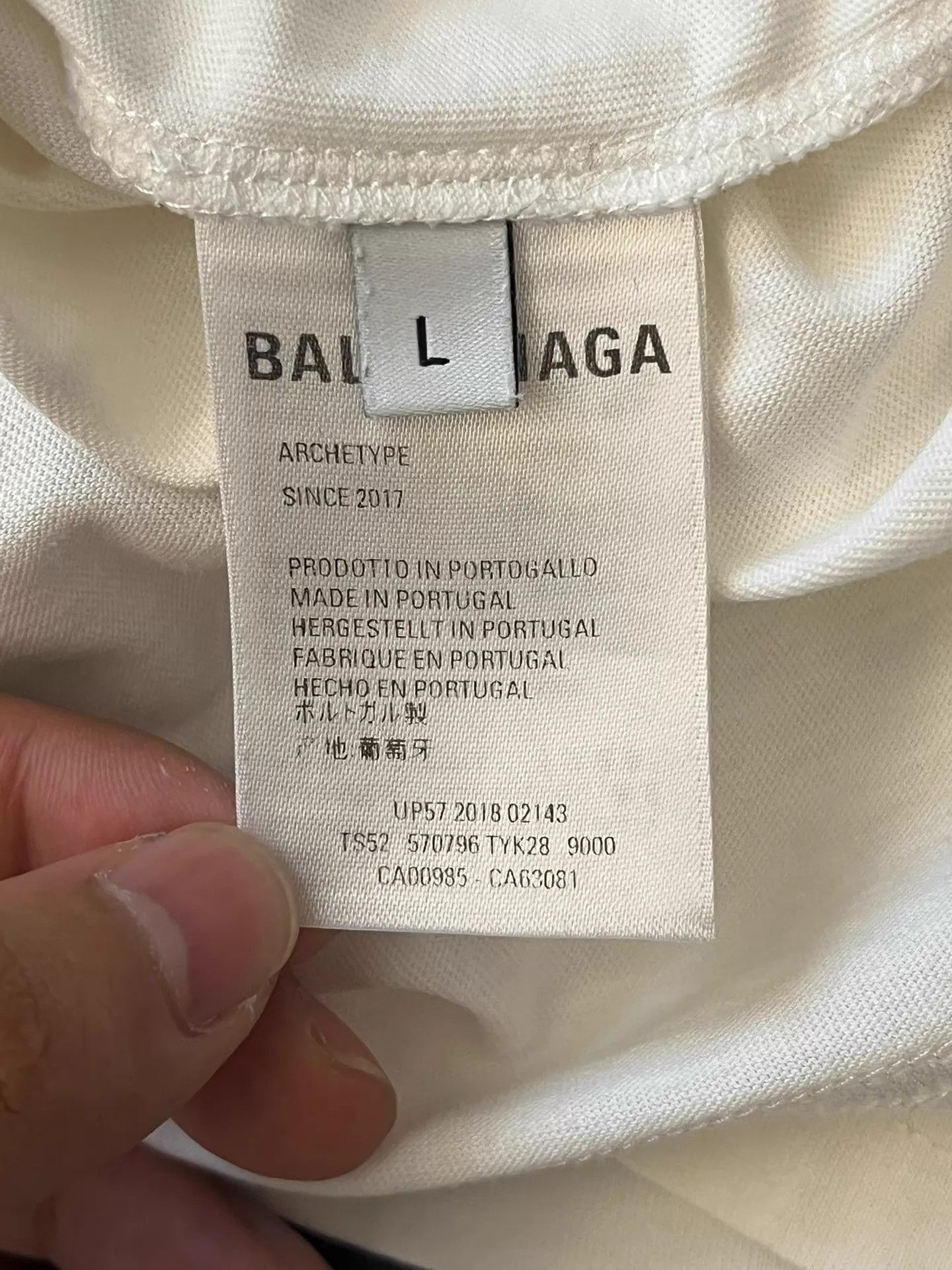 Balenciaga Balenciaga Logo Print Crewneck SS T Women's White S Size S / US 4 / IT 40 - 4 Thumbnail