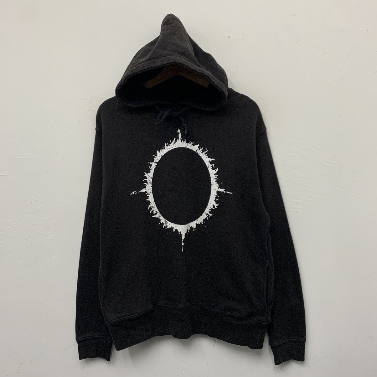 image of Band Tees Babymetal The Chosen Seven Tour Hodie in Black, Men's (Size Medium)