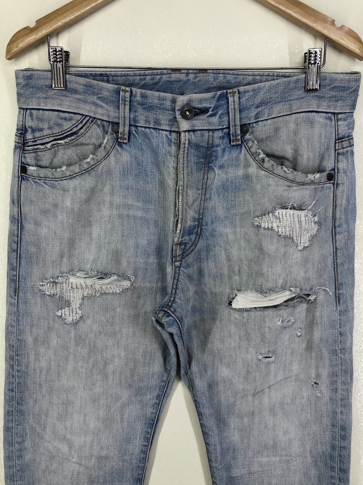 Japanese Brand Ripo Trenta Anni Distressed Light Wash Jeans Size US 32 / EU 48 - 3 Thumbnail