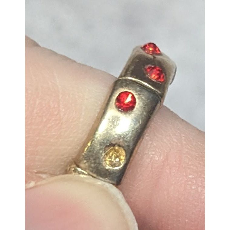 Other Red Rhinestone Gold Tone Funky Stretch Ring Size 6 1/4 Size ONE SIZE - 3 Thumbnail
