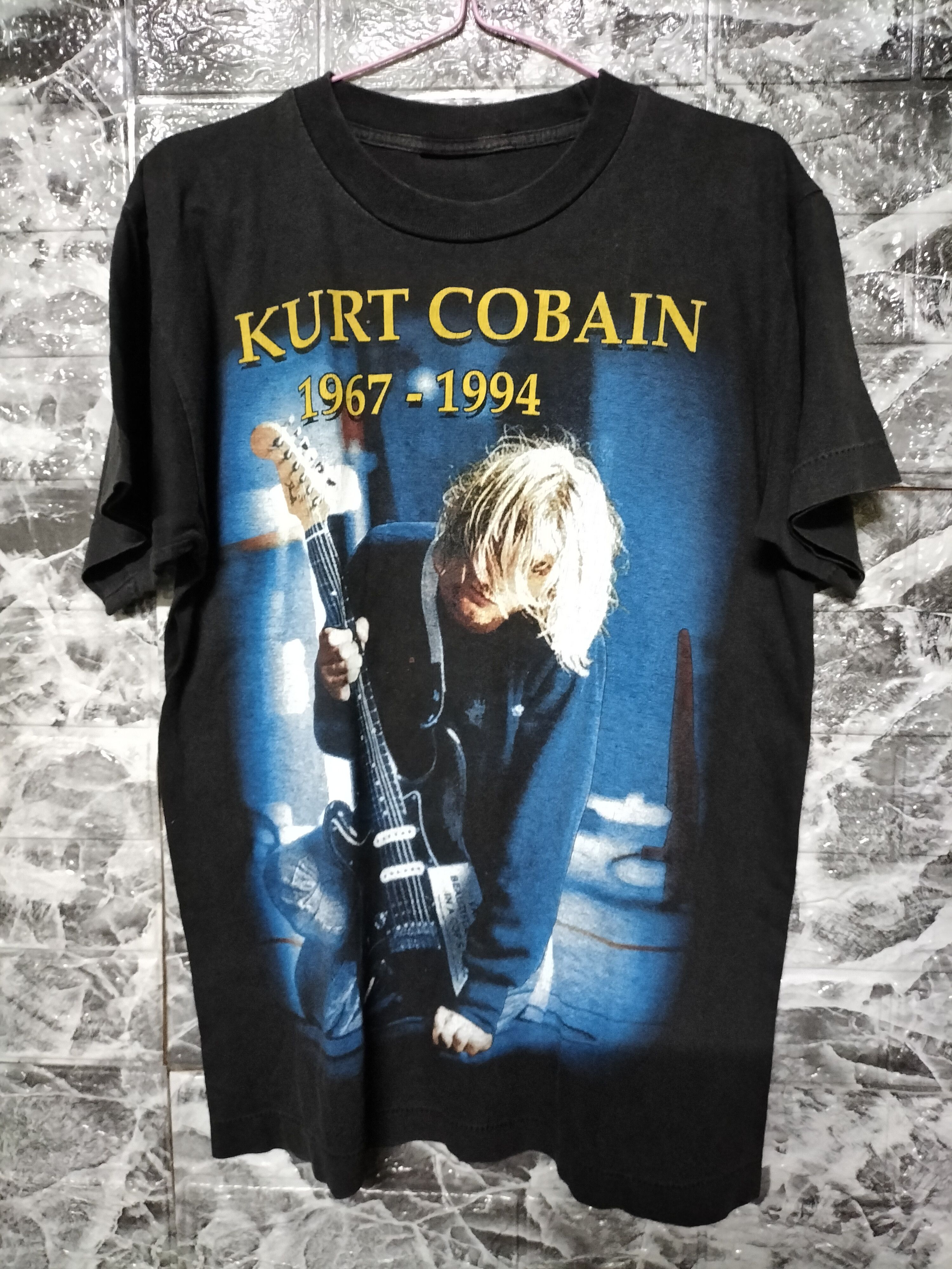 image of 90's Kurt Cobain Nirvana Truly Bootleg Grunge Tees in Black, Men's (Size Medium)