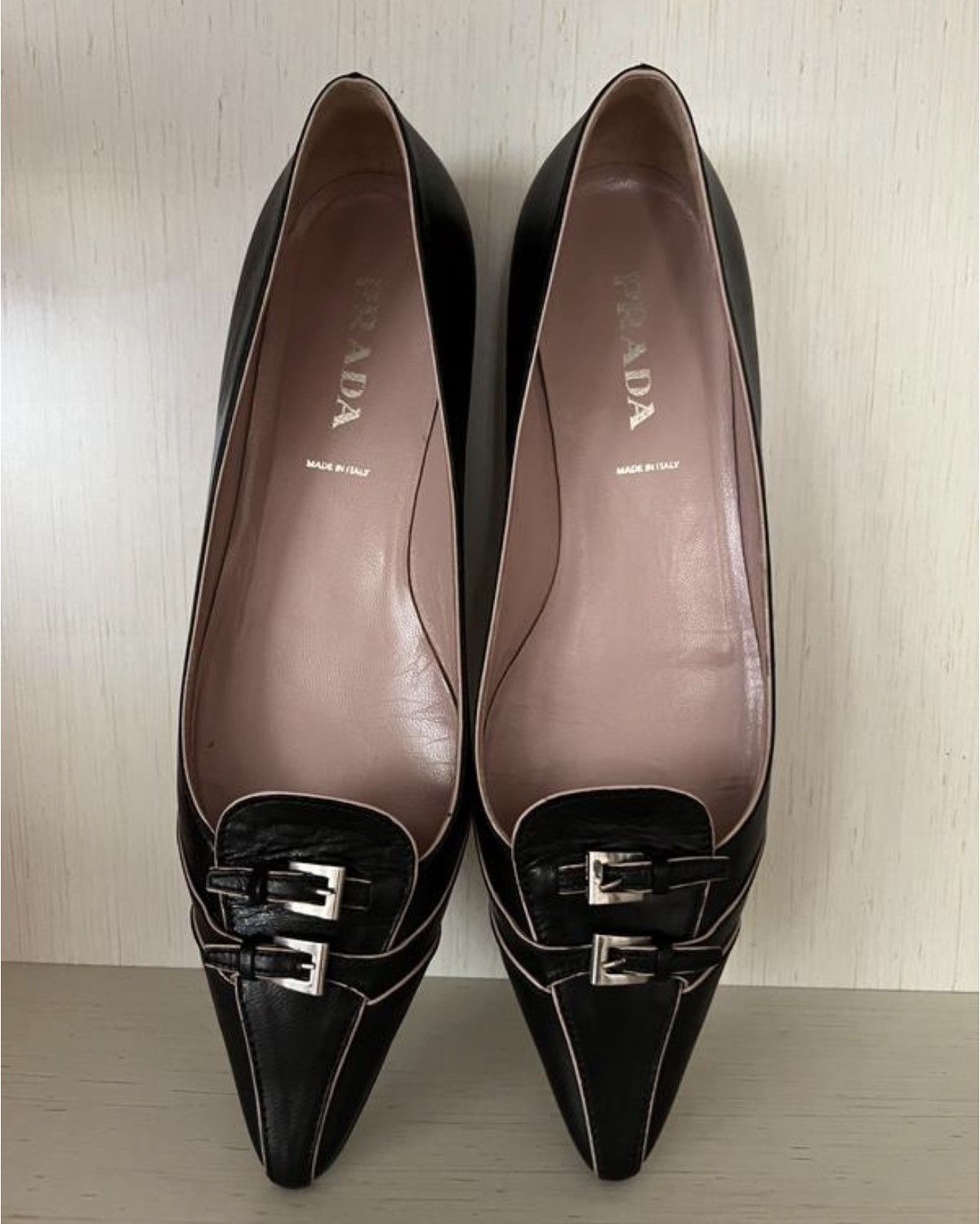 Prada *sz37* PRADA FW2002 Buckle Leather Flats Shoes Vintage Black Size US 7 / IT 37 - 1 Thumbnail