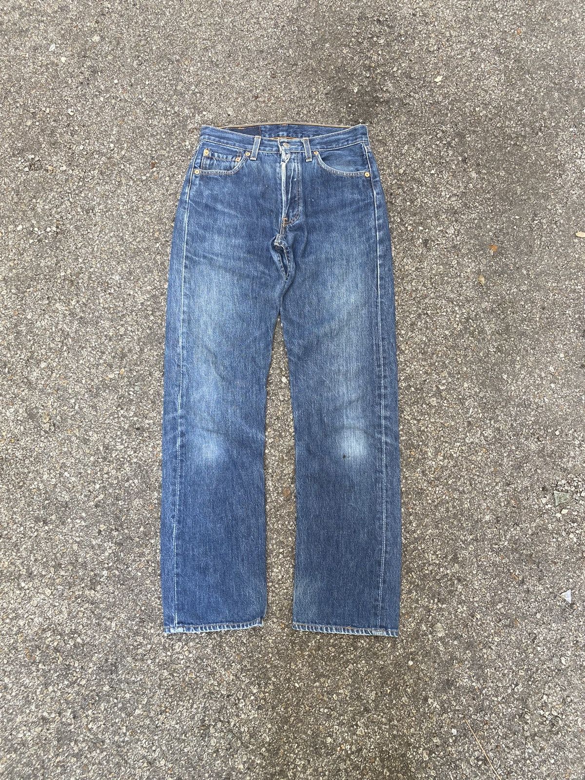 Levi's × Vintage Vintage Levi's 501 Jeans Button #501 Made in USA 90s Denim Size US 28 / EU 44 - 1 Thumbnail
