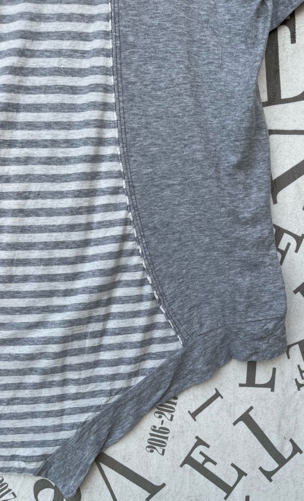 Yohji Yamamoto 🔥Vintage Y's by Yohji Yamamoto Asymmetrical Striped T-shirt Size S / US 4 / IT 40 - 14 Thumbnail