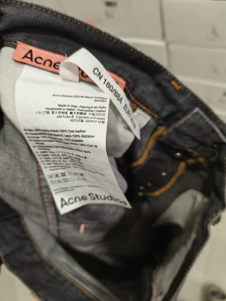 Acne Studios acne studios Black splashy jeans 2502-Nextarrow Size US 31 - 6 Thumbnail