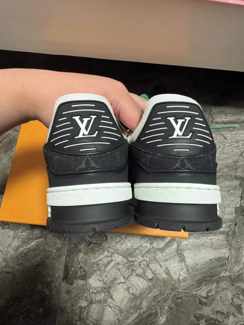 Louis Vuitton Louis Vuitton Black and white panda trainer shoes Size US 7 / EU 40 - 3 Thumbnail