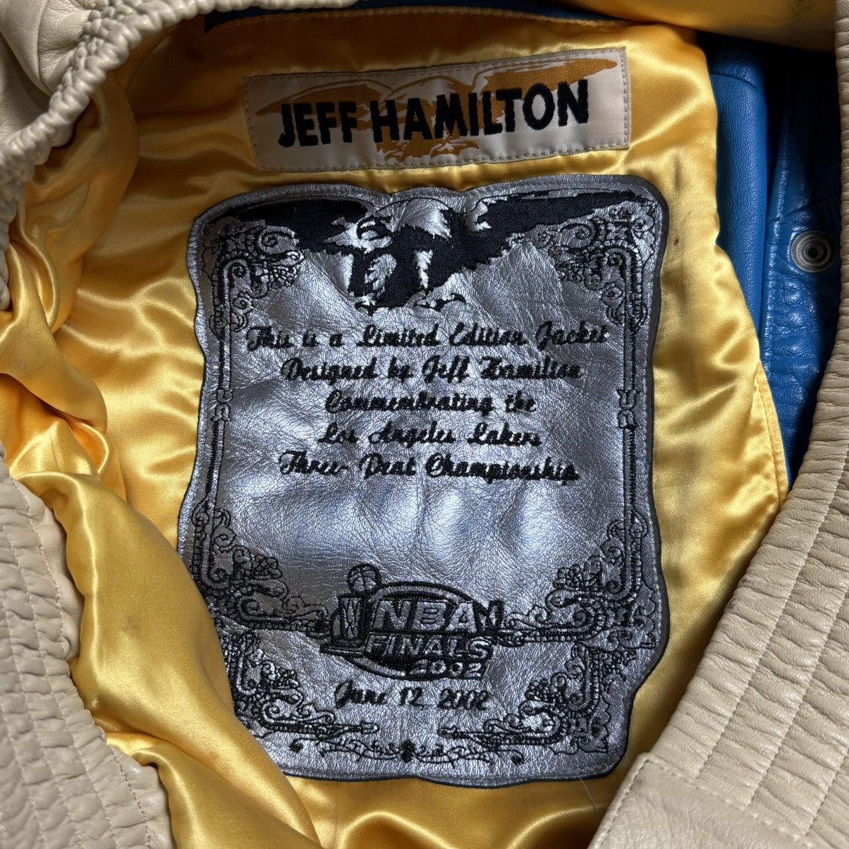 Jeff Hamilton Jeff Hamilton NBA Lakers 2002 3 Peat Champions Jacket Size US XXL / EU 58 / 5 - 12 Thumbnail