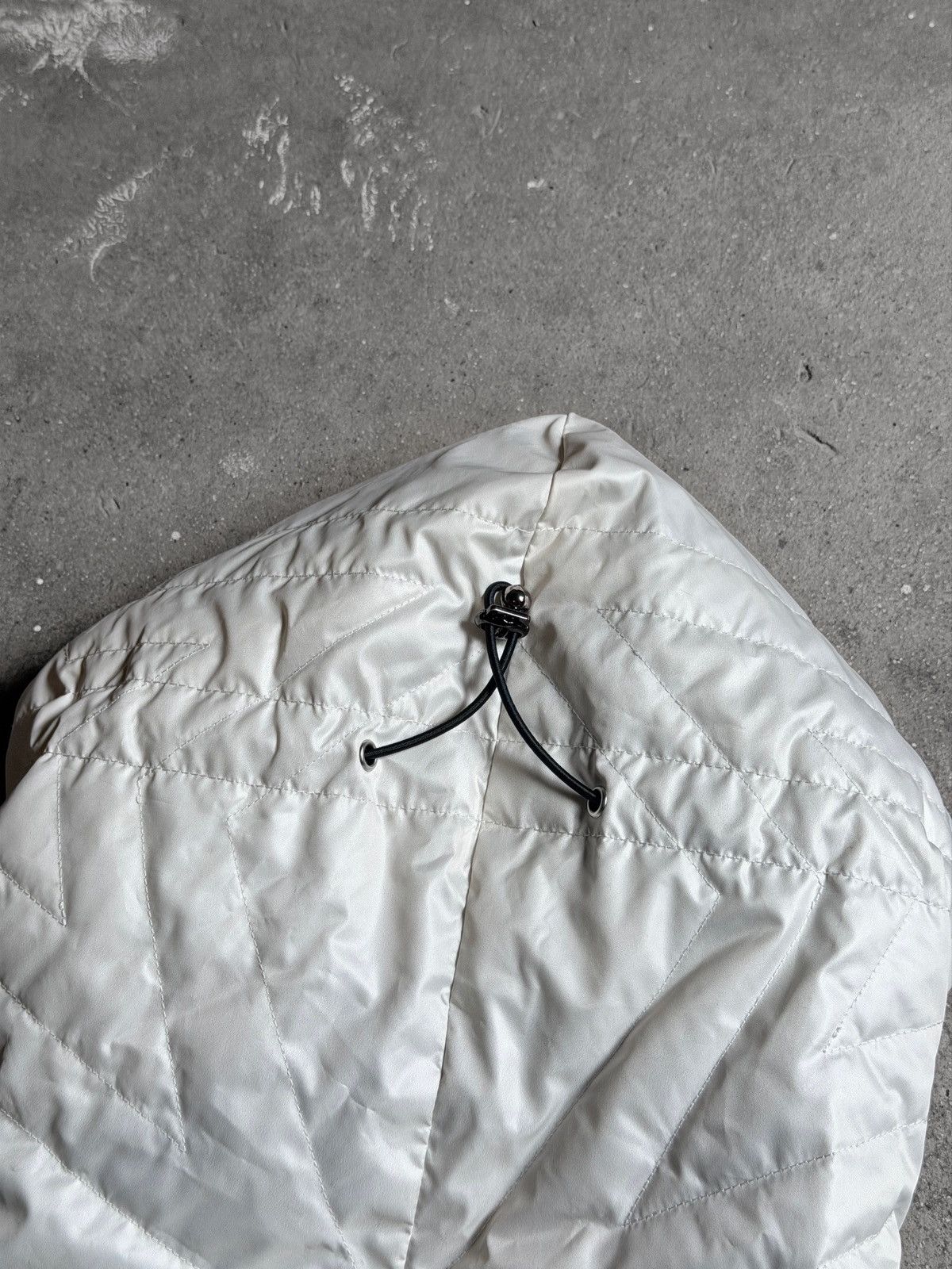 Bad Son Star Puffer Jacket by BADSON Size L Size US L / EU 52-54 / 3 - 11 Thumbnail