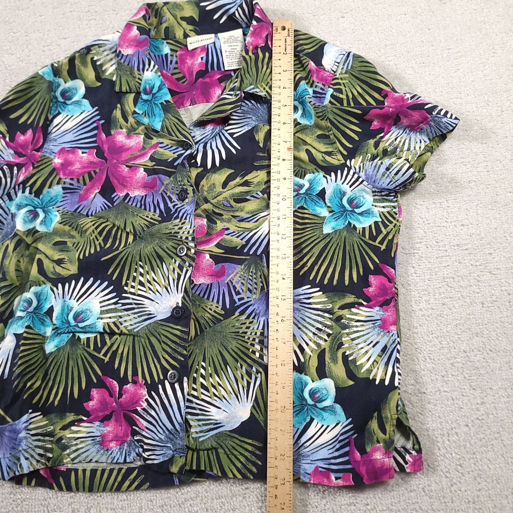 Vintage VINTAGE White Stag Ladies Floral Button Up Hawaiian Shirt Top Shoulder Pads Shirt Women L Blue 90s Hawaiian Style Basic Shirt Size L / US 10 / IT 46 - 5 Thumbnail