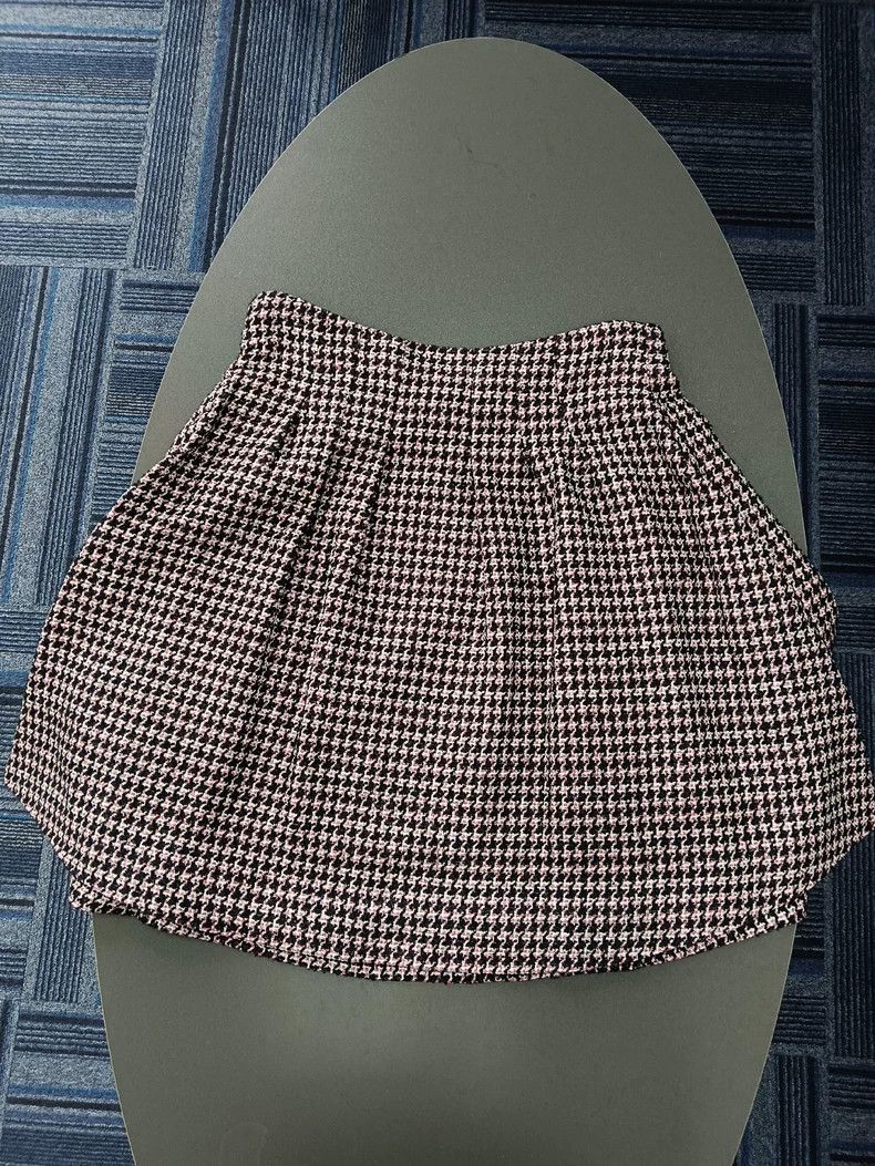 Dior Dior Thousand-bird checkered pleated skirt 2504-Nextarrow Size 27" / US 4 / IT 40 - 2 Thumbnail