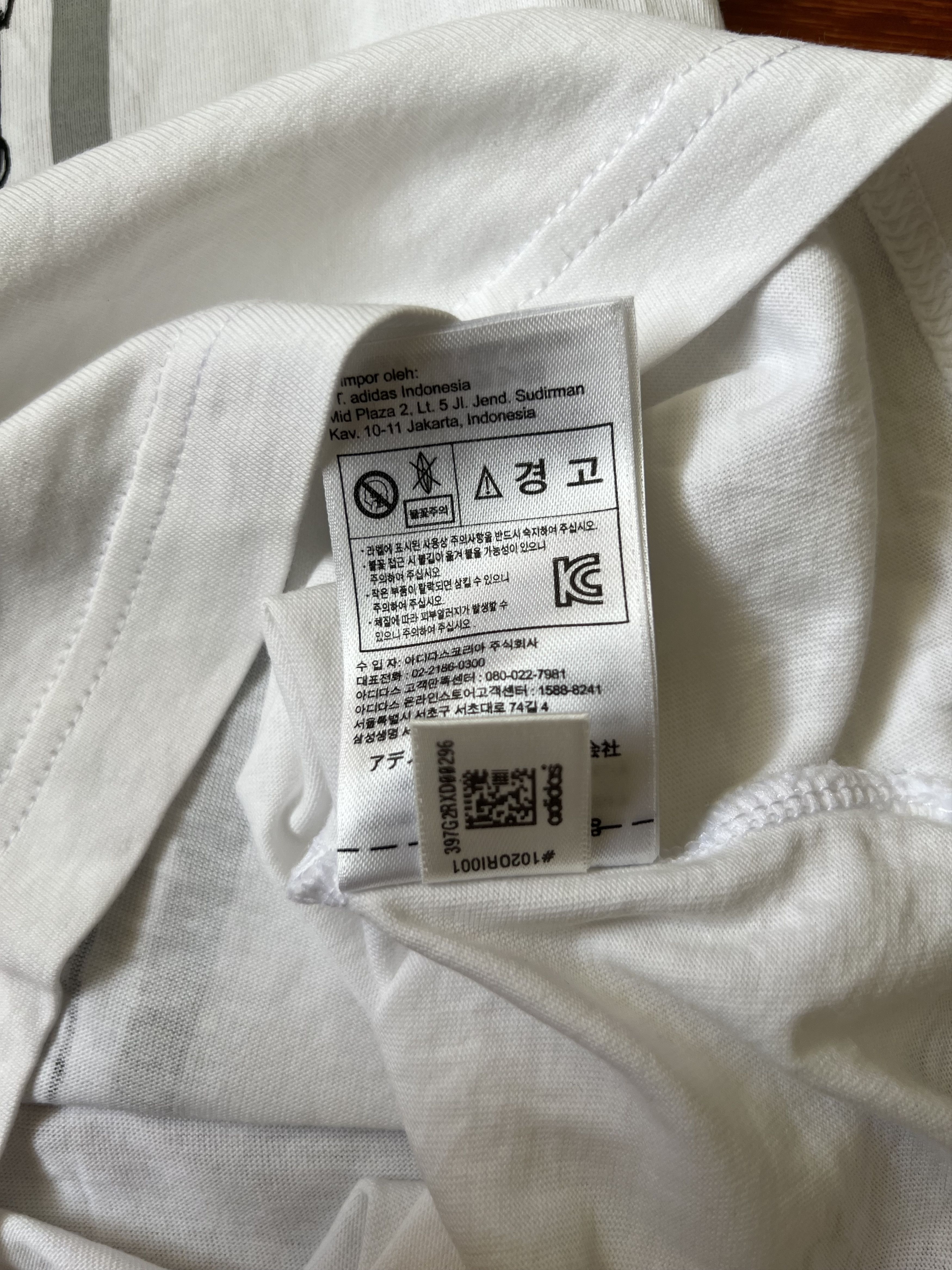 Adidas 💚 Adidas Originals Japan Store Exclusive Monkey White Tee Size US M / EU 48-50 / 2 - 9 Thumbnail