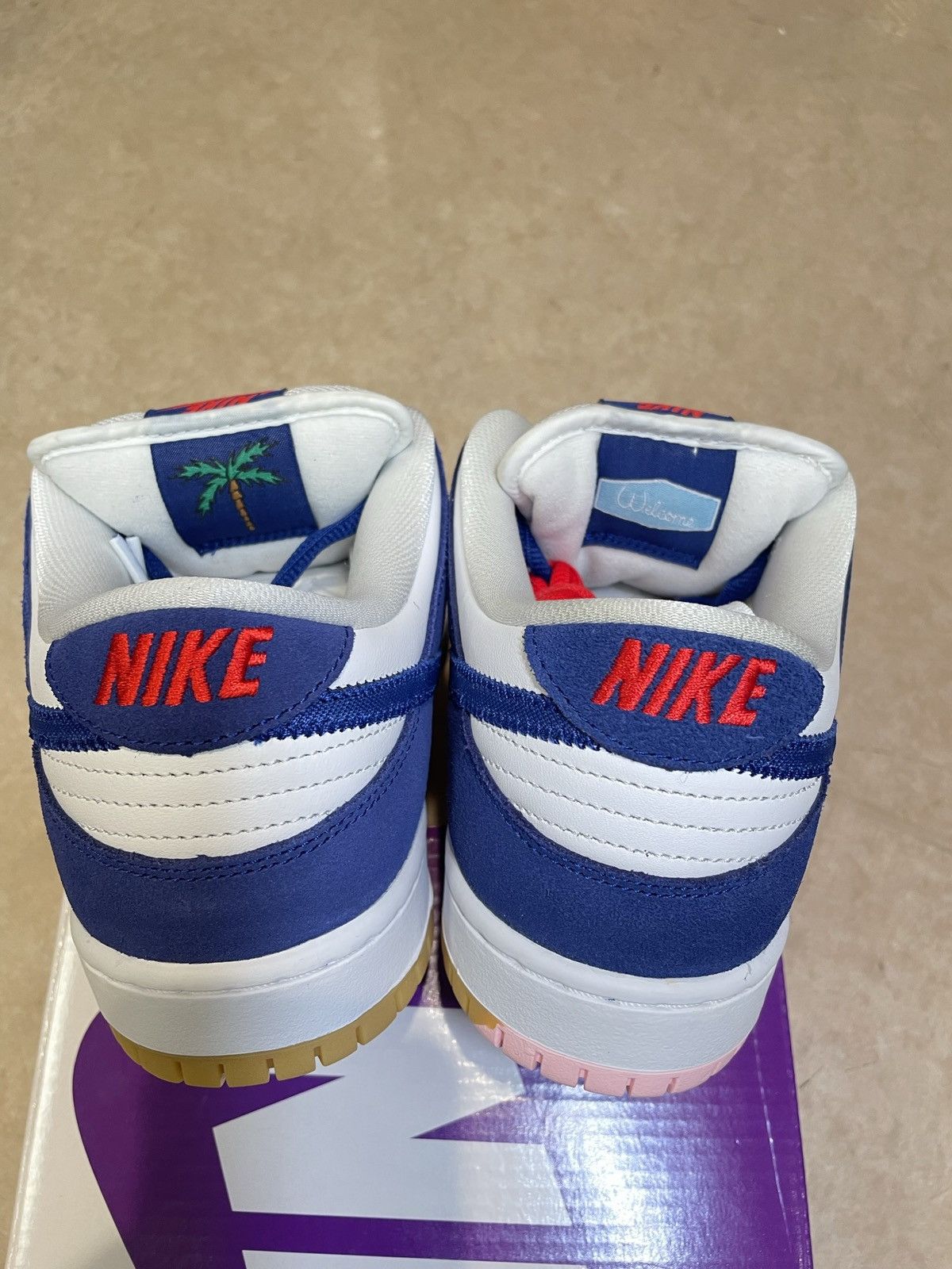 size 8.5 NIKE SB DUNK LOW LA DODGERS MLB party pack