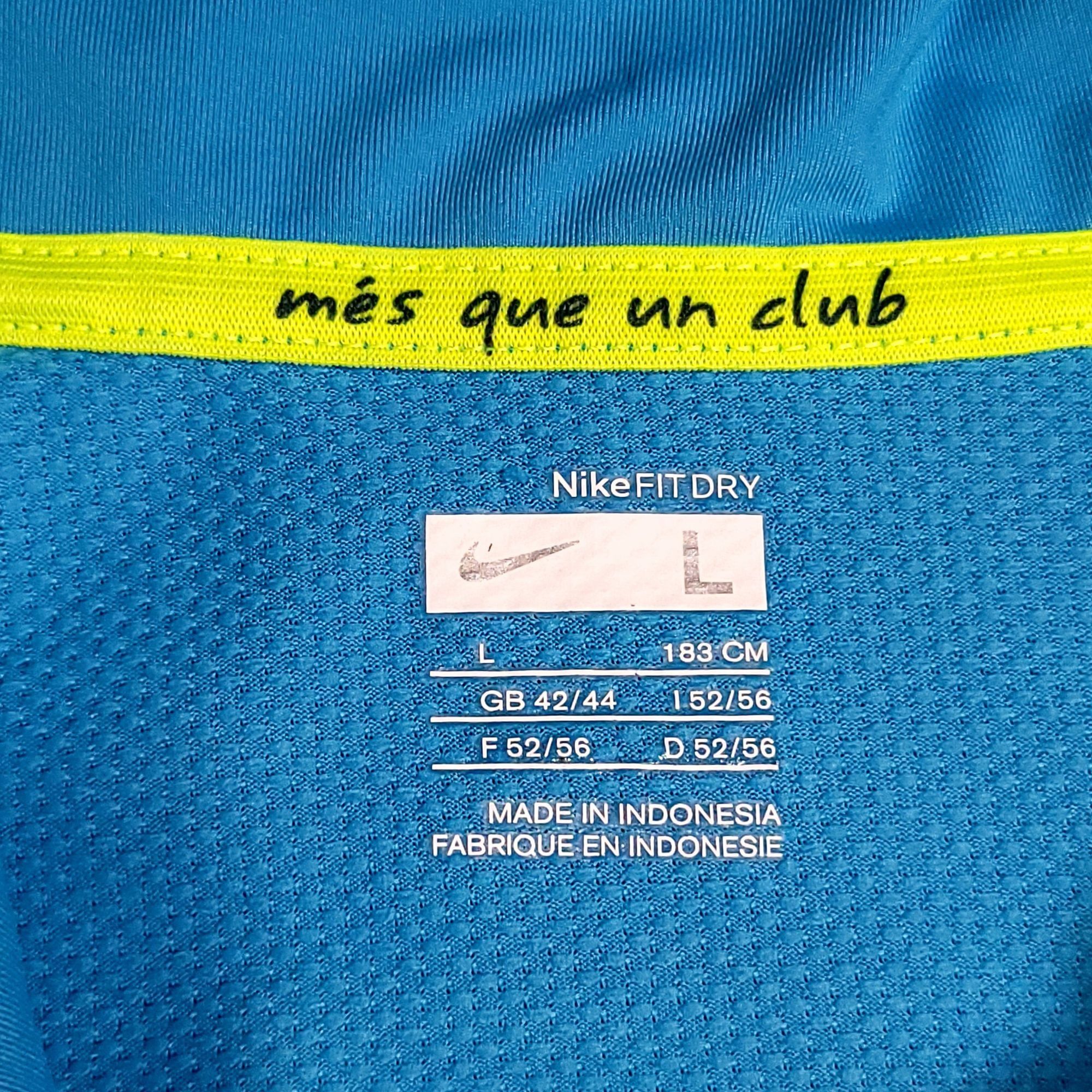 Nike Messi Barcelona Anniversary 2007 2008 Away Soccer Jersey L Size US L / EU 52-54 / 3 - 5 Thumbnail