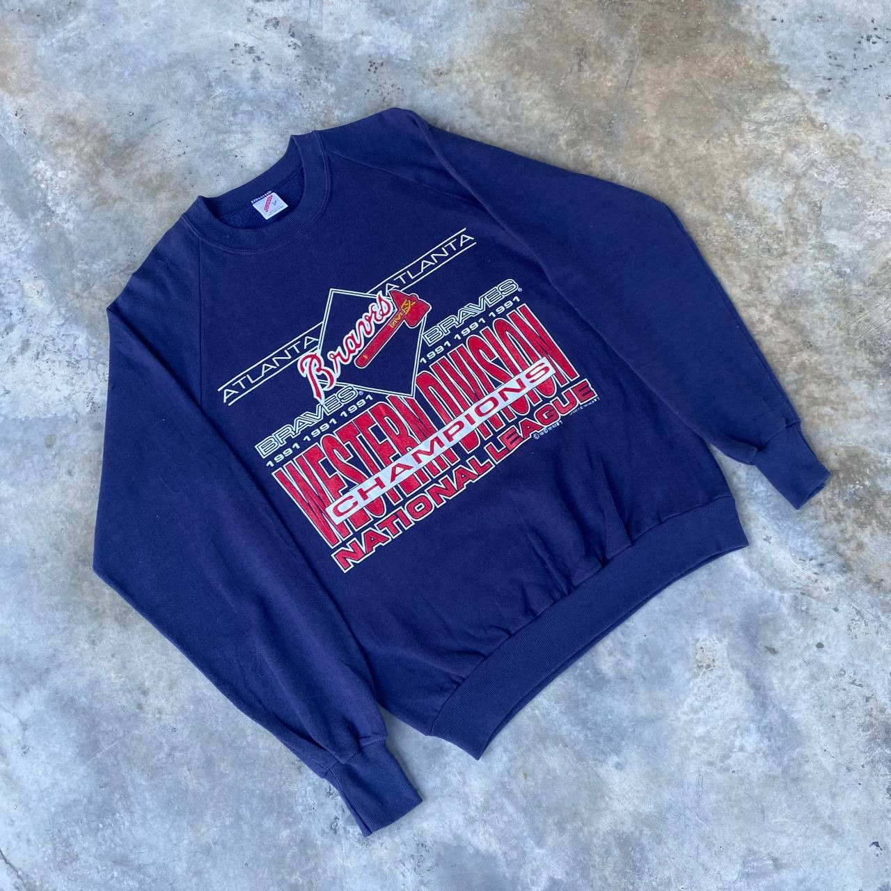 Vintage VINTAGE 1991 MLB BRAVES ATLANTA CREWNECK Size US L / EU 52-54 / 3 - 8 Thumbnail