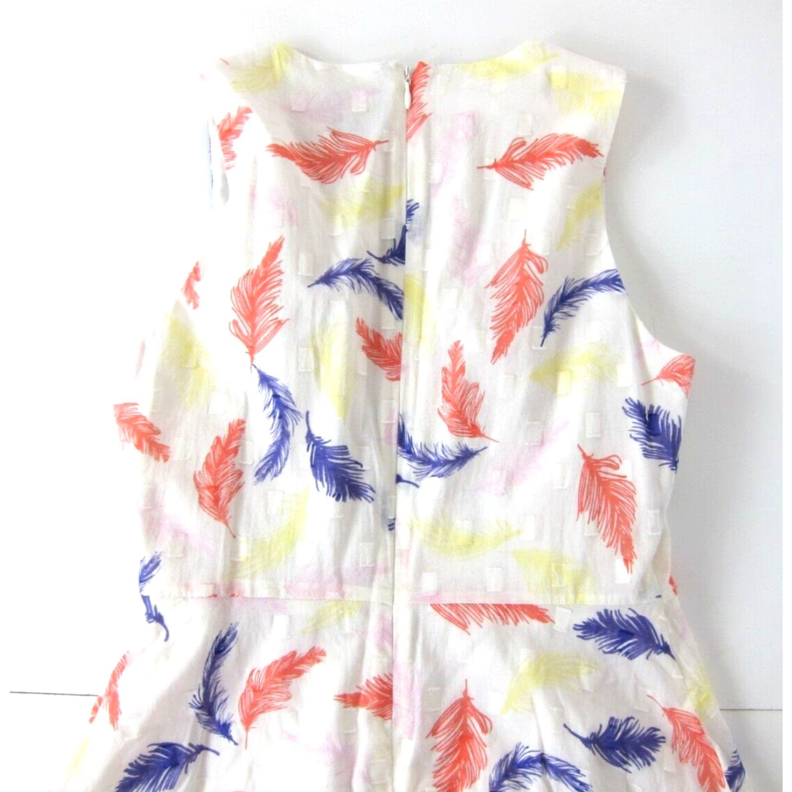 Vintage CeCe White Sleeveless Sheath Dress 2 - 100% Cotton Floral Kaftan A-Line Zip Back Lined Women’s Size XS / US 0-2 / IT 36-38 - 5 Thumbnail