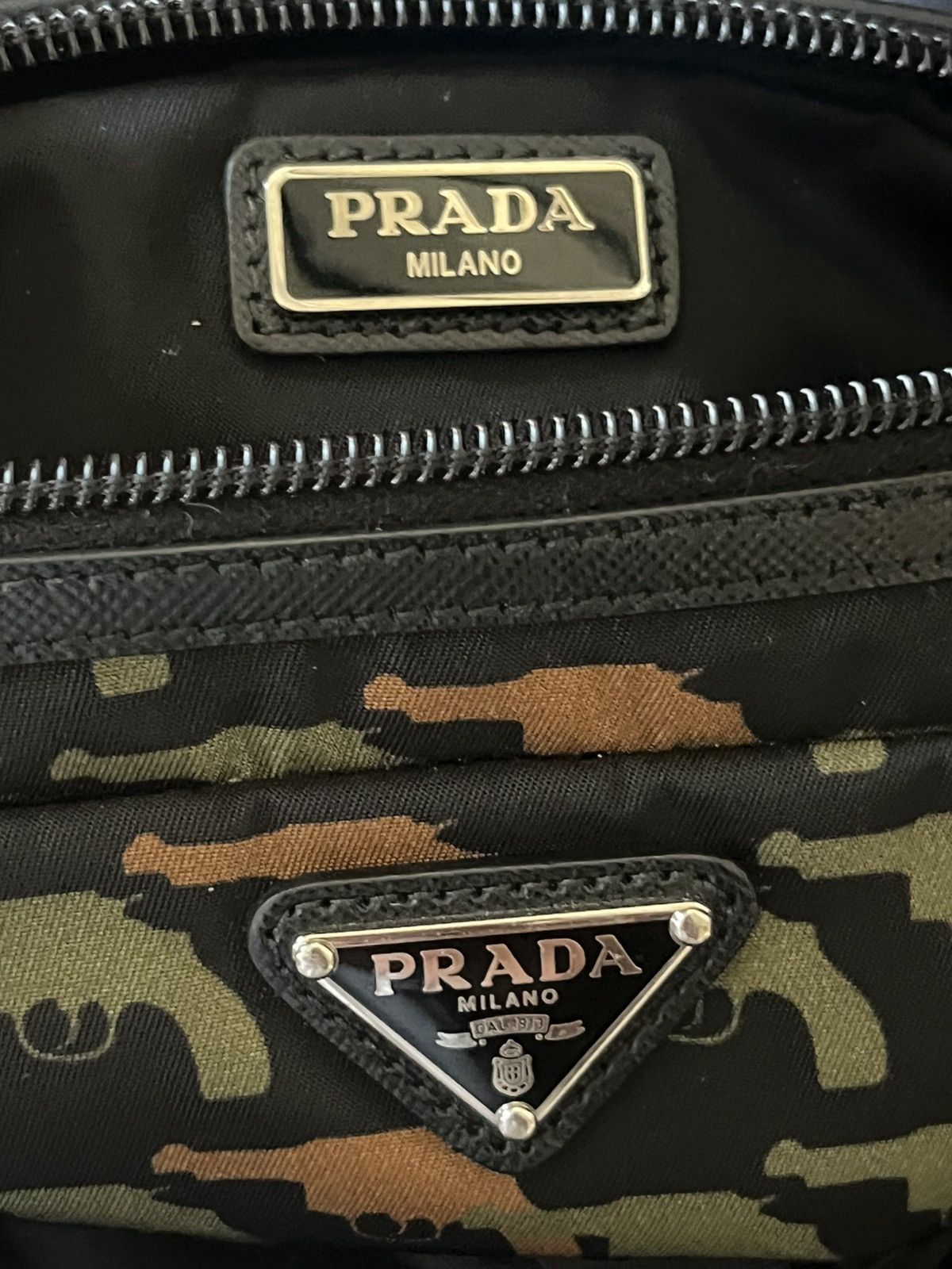 Prada Iconic Gun Print Zip Pouch Size ONE SIZE - 5 Thumbnail