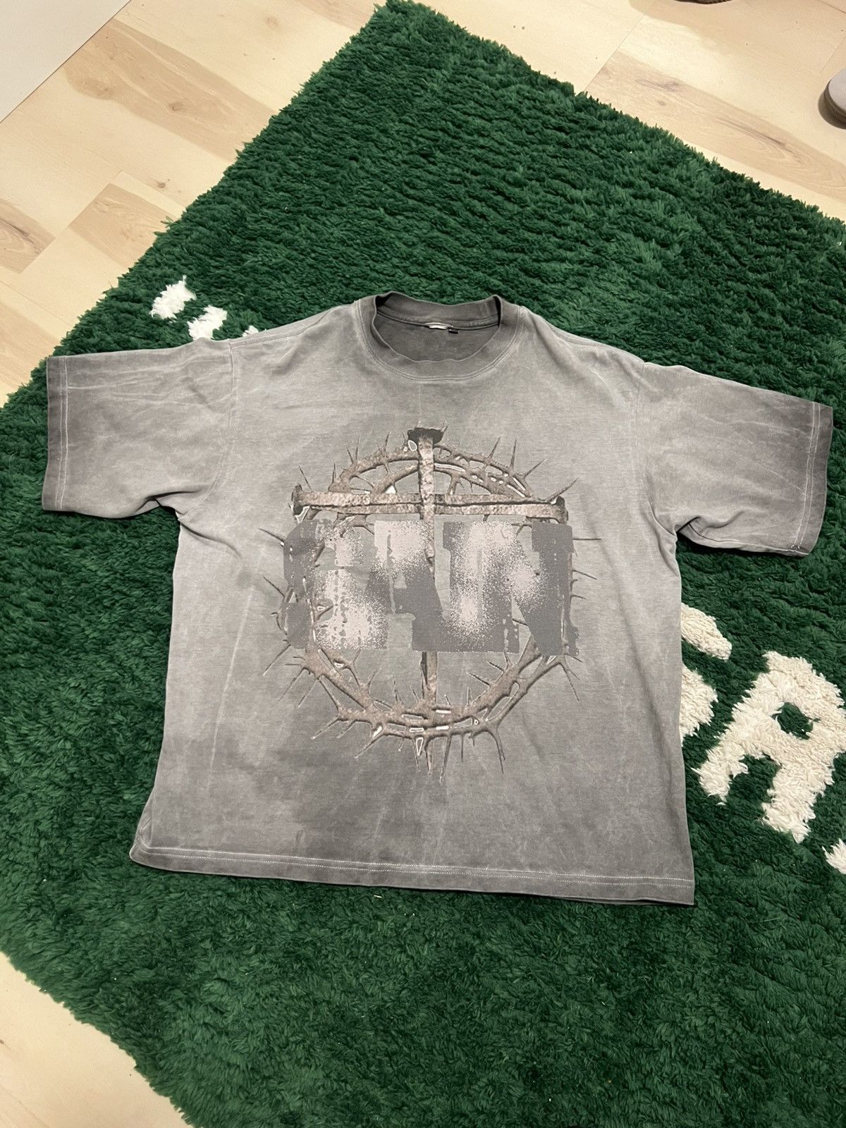Saint Vanity Thorn Tee