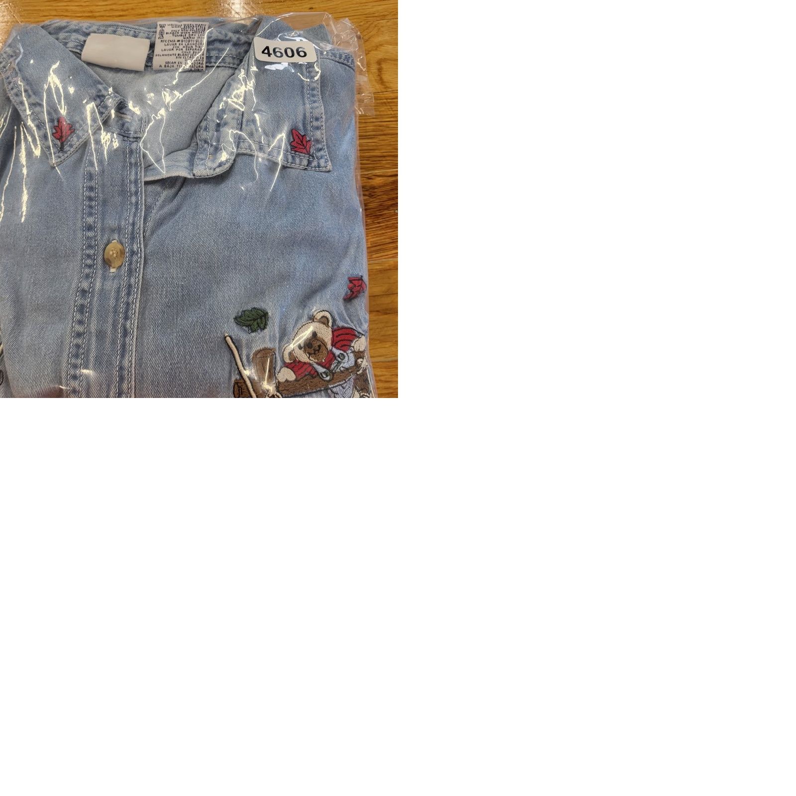 Vintage VINTAGE Bobbie Brooks Denim Shirt Womens 18W/20W Blue Embroidered Bear Pumpkin Flower 90s Size XXL / US 16-18 / IT 52-54 - 10 Thumbnail