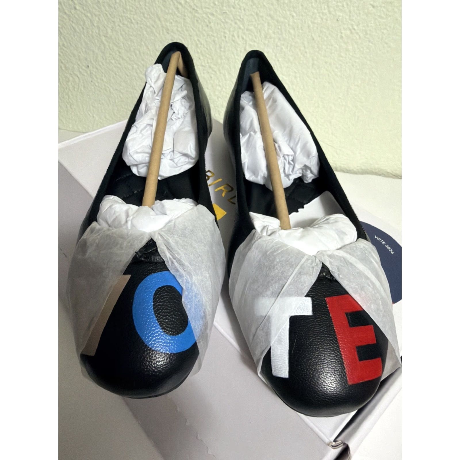 Vintage Birdies Ballet Flats SHOE Women 7.5 Black Limited Edition Vote Hummingbird Leather Pointed Toe Slip On Flat Women Size US 8 / IT 38 - 2 Thumbnail