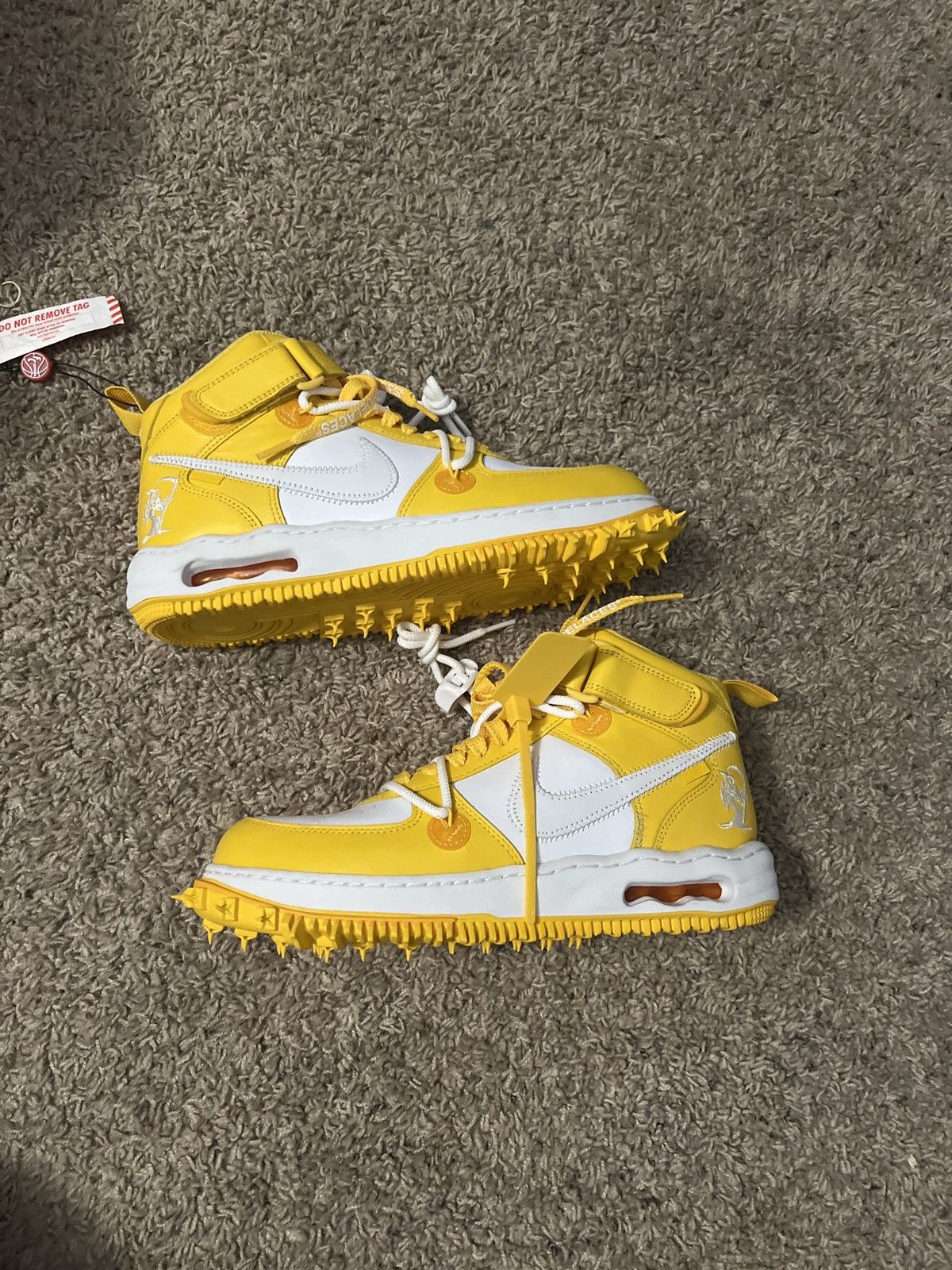 Off-White Off-White x Air Force 1 Mid SP Leather 'Varsity Maize' Size US 9 / EU 42 - 4 Thumbnail