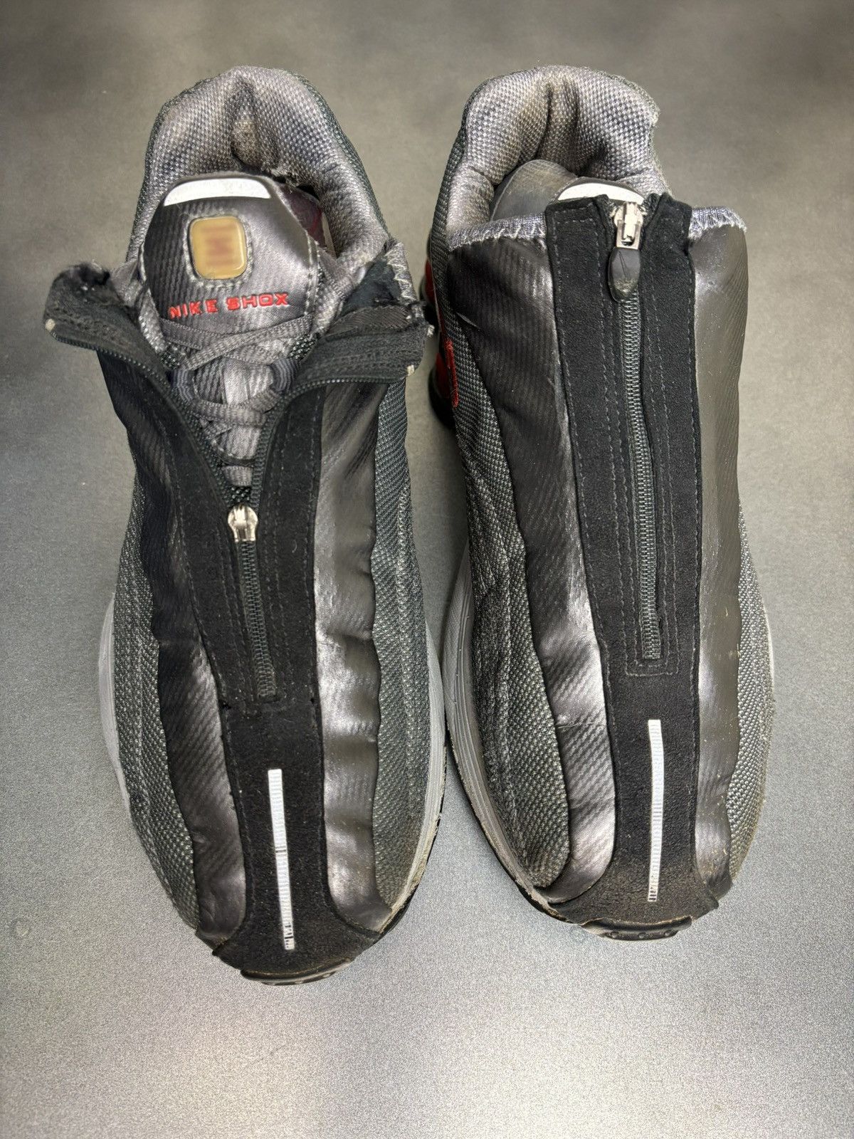 Nike × Vintage 2001 Nike Shox R4+ OG Vintage Nike Shox Zipper 104311-001 US Size US 9 / EU 42 - 5 Thumbnail