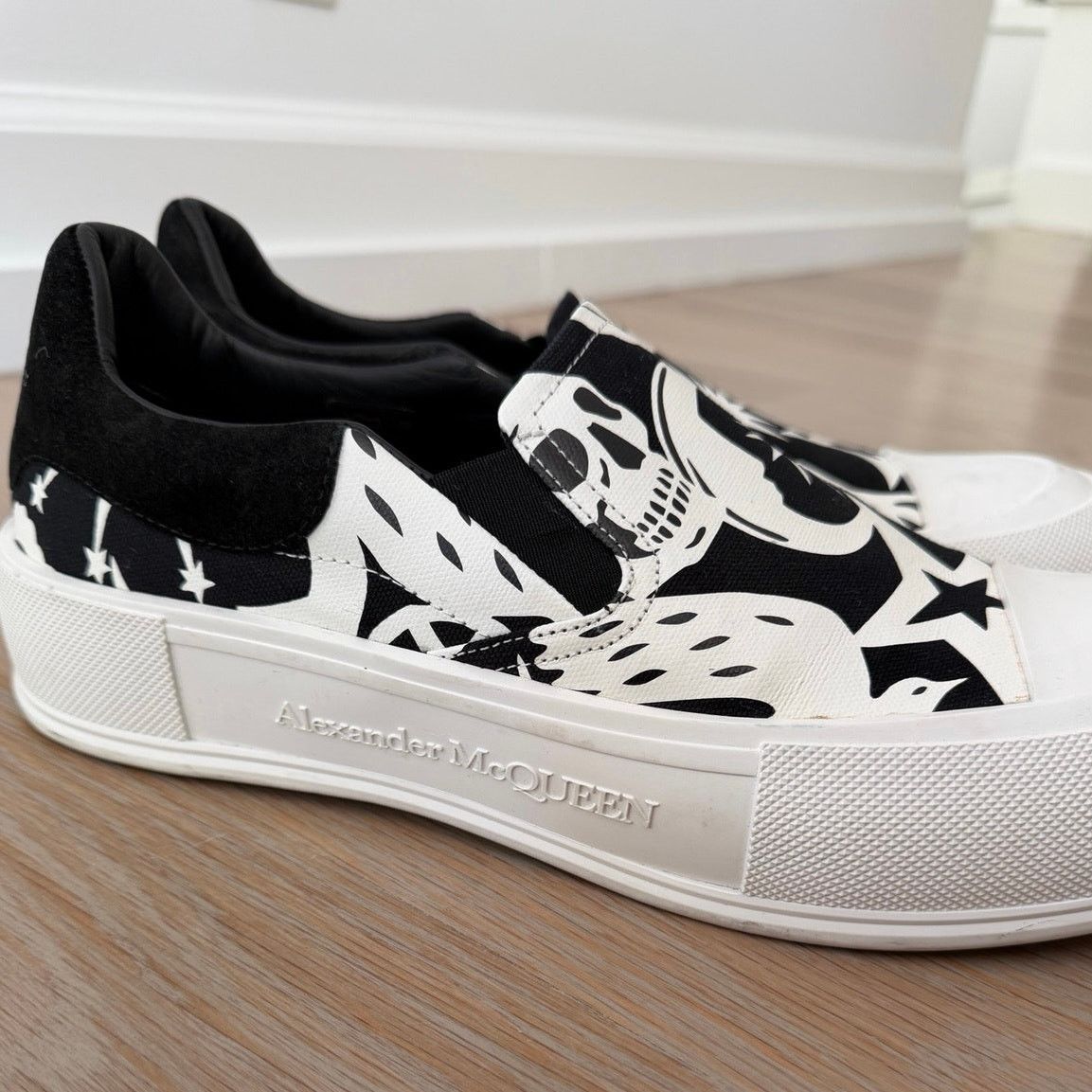 Alexander McQueen Alexander McQueen SlipOn Sneakers Skull Black Men’s 45 US 11 Size US 11 / EU 44 - 3 Thumbnail