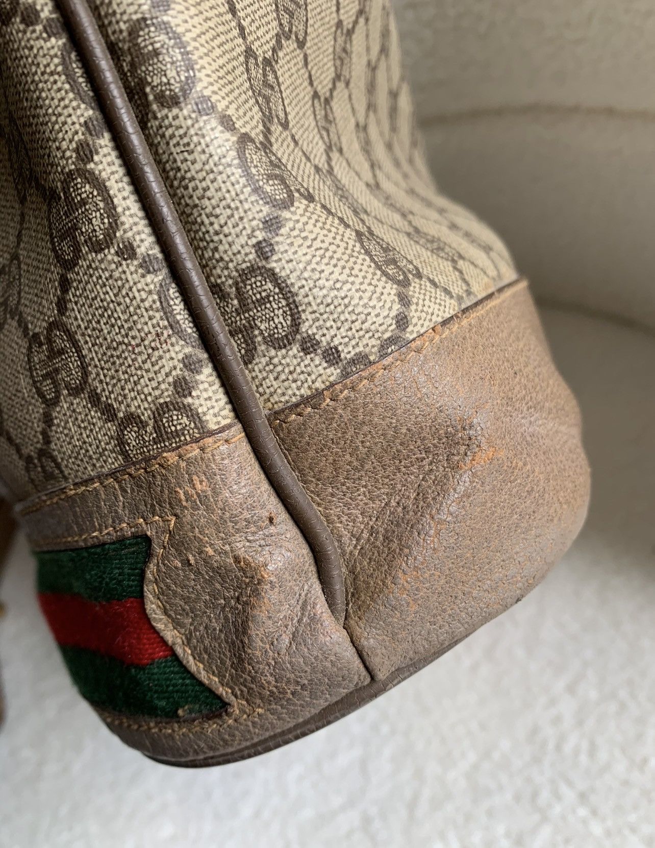 Gucci Authentic Gucci Vintage Ophidia Bucket Large Size ONE SIZE - 5 Thumbnail
