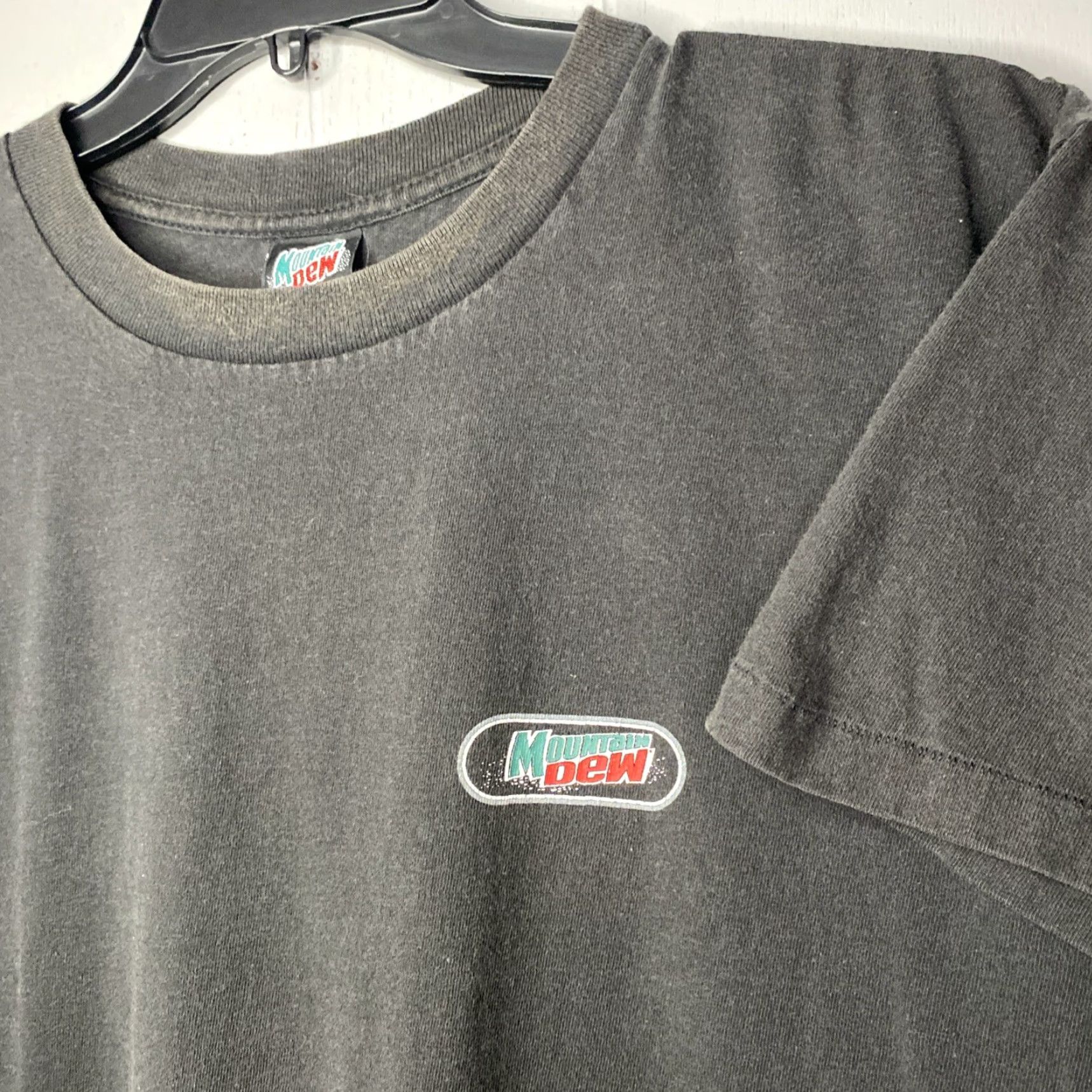 Vintage VINTAGE Mountain Dew T Shirt Single Stitch USA XL 23x30 Black Grunge 90s Mens Size US L / EU 52-54 / 3 - 2 Thumbnail