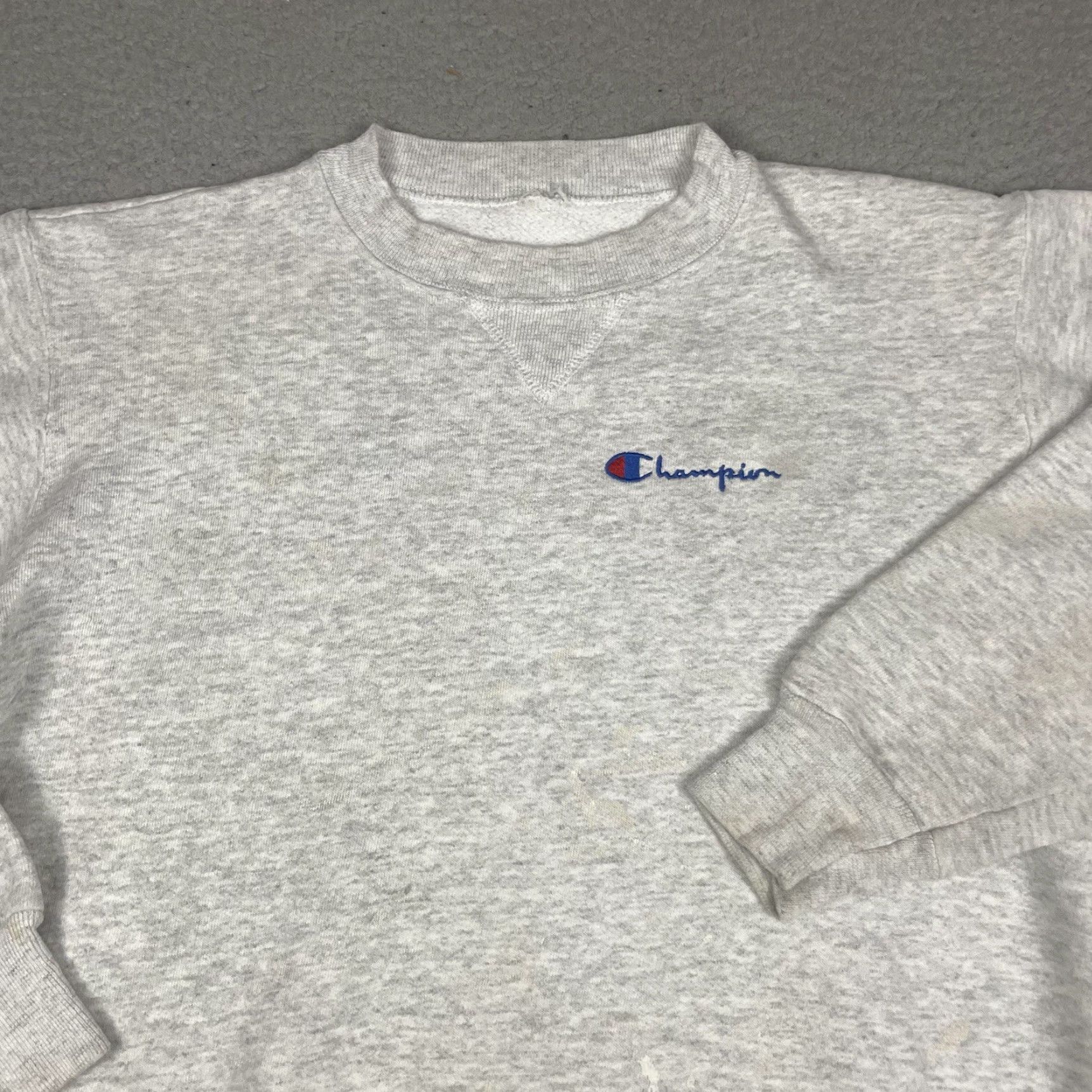 Champion VINTAGE Champion Sweatshirt Mens M Gray Embroidered USA 90s Spellout Logo Shirt Pullover Crew Neck All Seasons Size US M / EU 48-50 / 2 - 2 Thumbnail