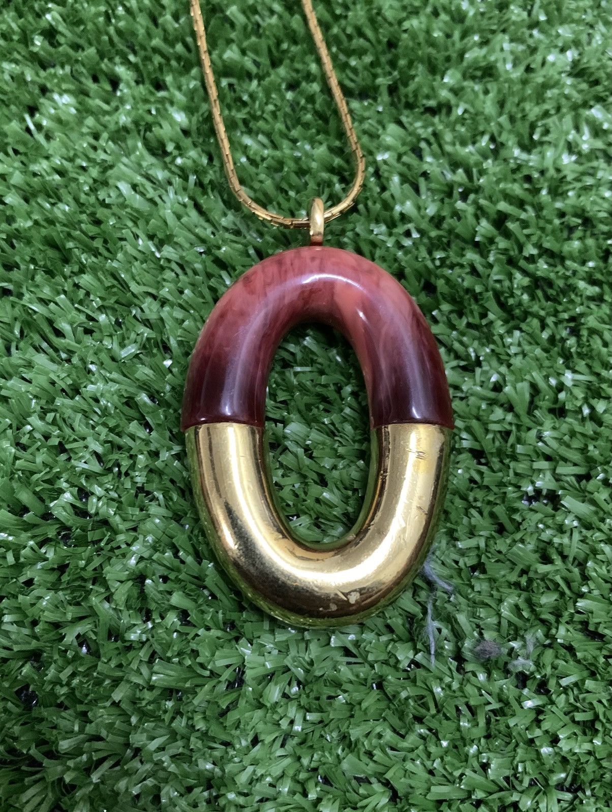Givenchy Very Rare Vintage Brand Givenchy Gold Colour Necklace 1979s Size ONE SIZE - 3 Thumbnail