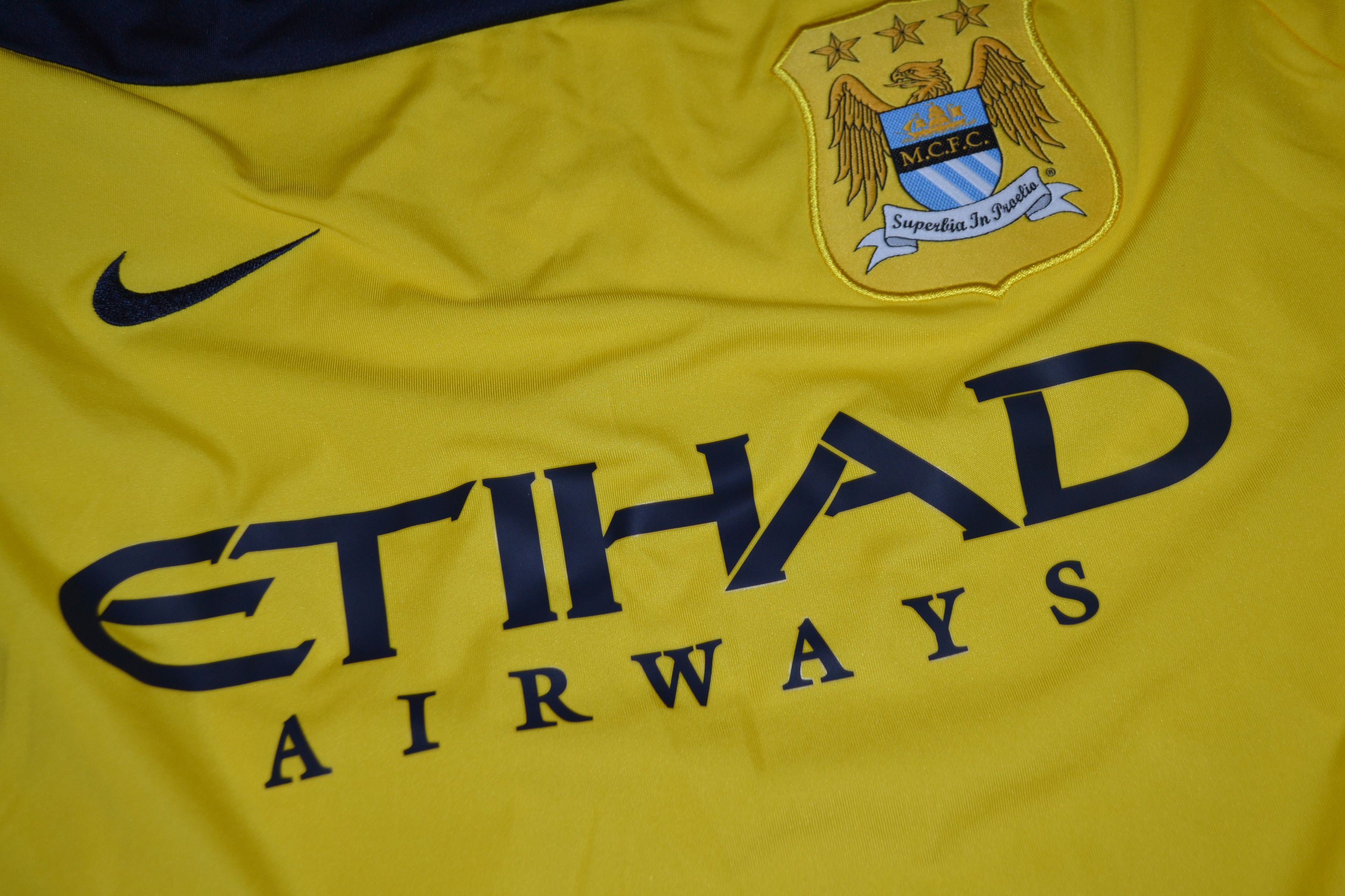 Nike Vintage Manchester City Training Jersey Football Shirt Size US XL / EU 56 / 4 - 5 Thumbnail