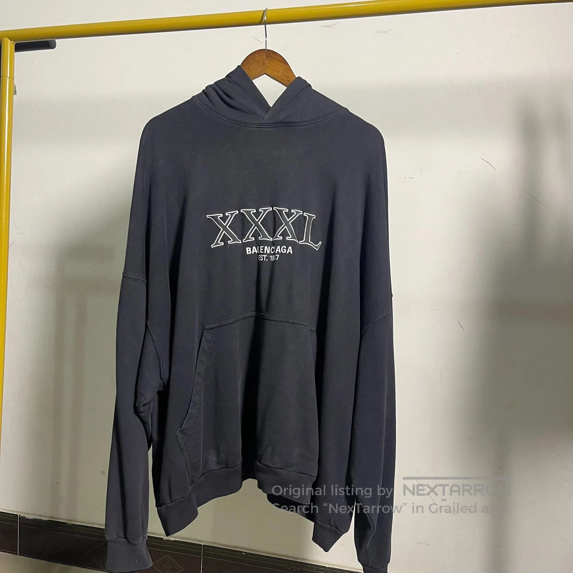 Balenciaga Balenciaga Washed Black Embroidered Hoodie 3XL. Size US M / EU 48-50 / 2 - 1 Thumbnail