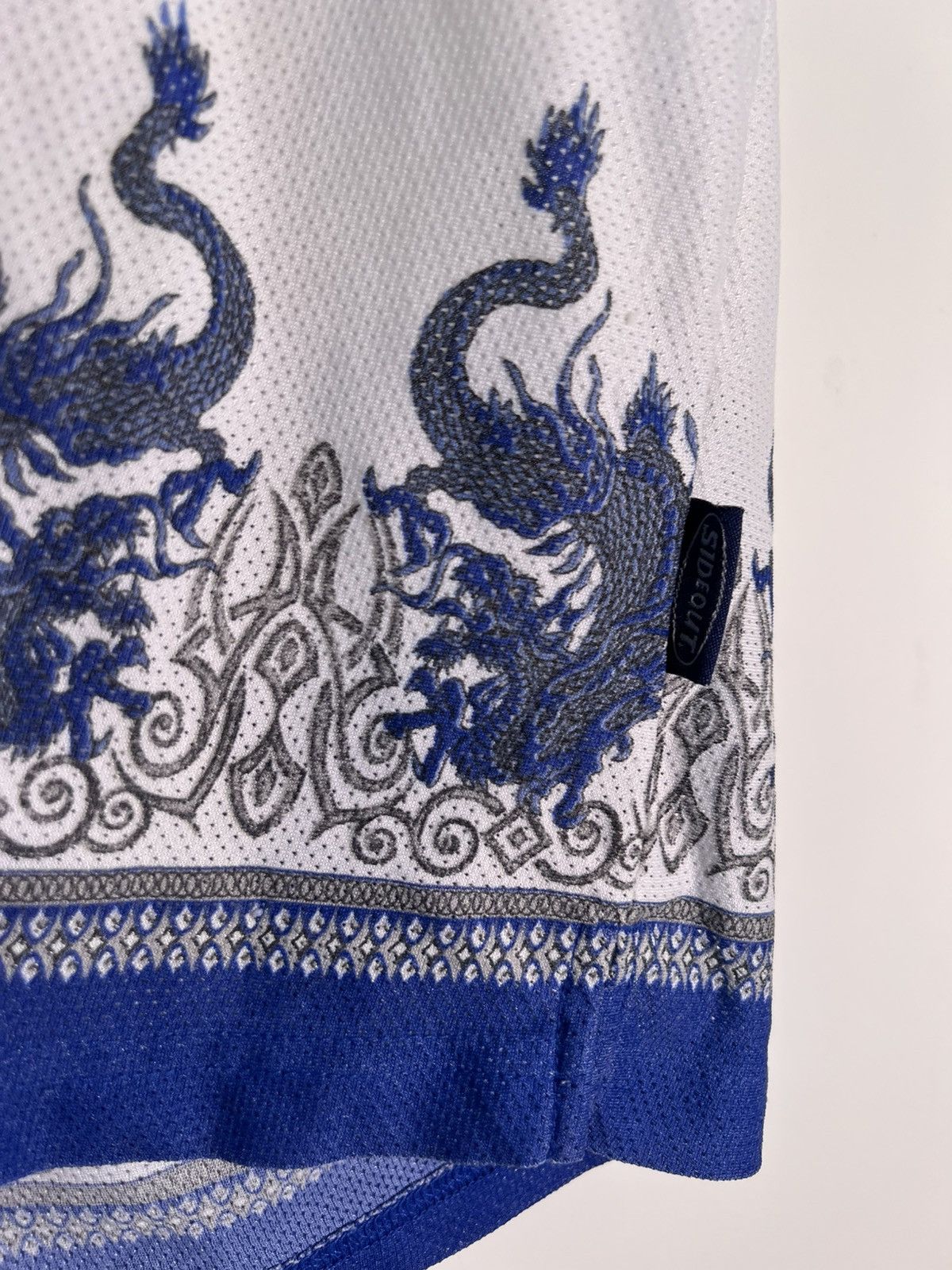 Vintage Y2K 2000’s VTG Vintage Sideout Dragon Tribal Retro Shirt Size US L / EU 52-54 / 3 - 5 Thumbnail