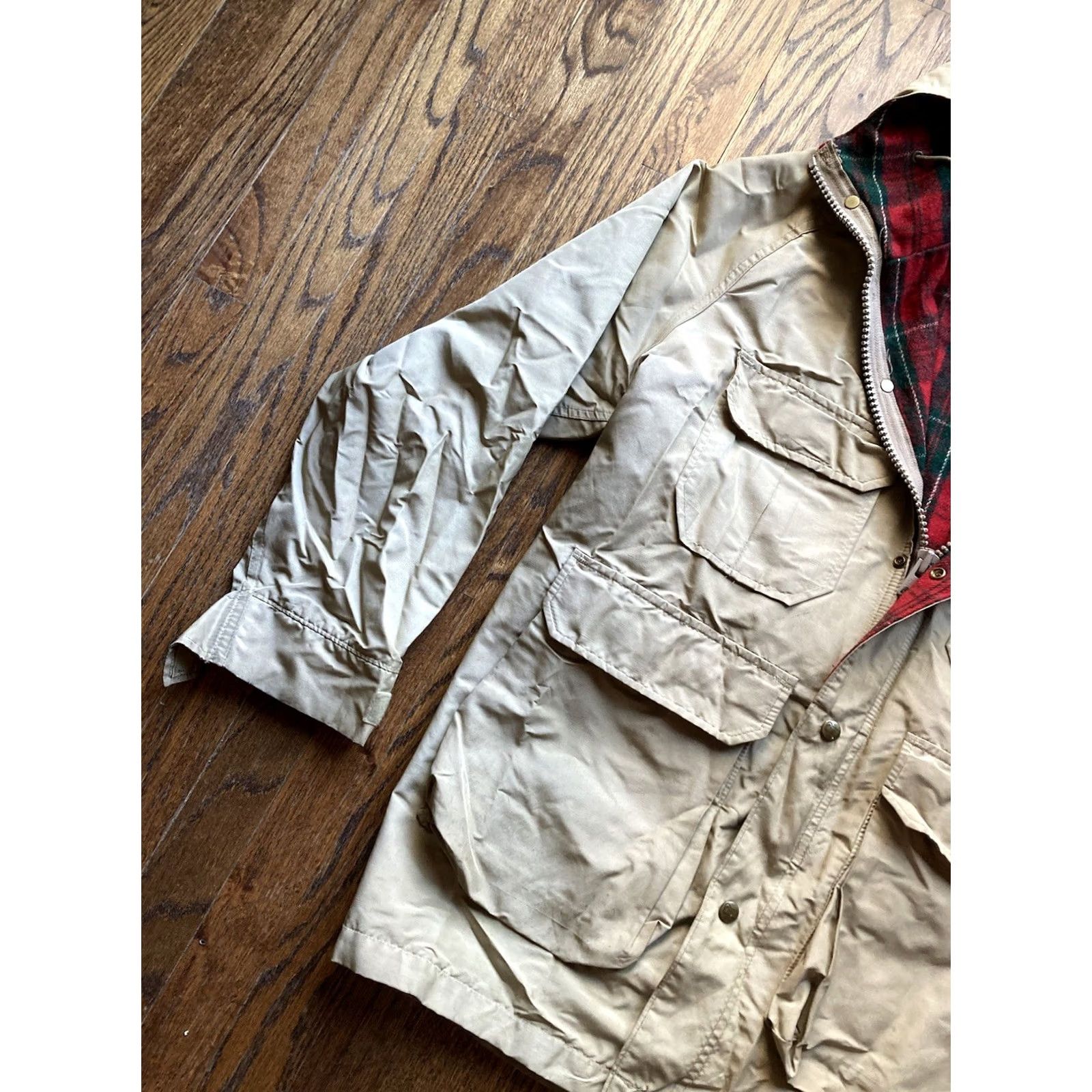 Vintage VINTAGE Woolrich Rain Parka Hooded Plaid Wool Blanket Lined Beige Mens Large Size US L / EU 52-54 / 3 - 2 Thumbnail
