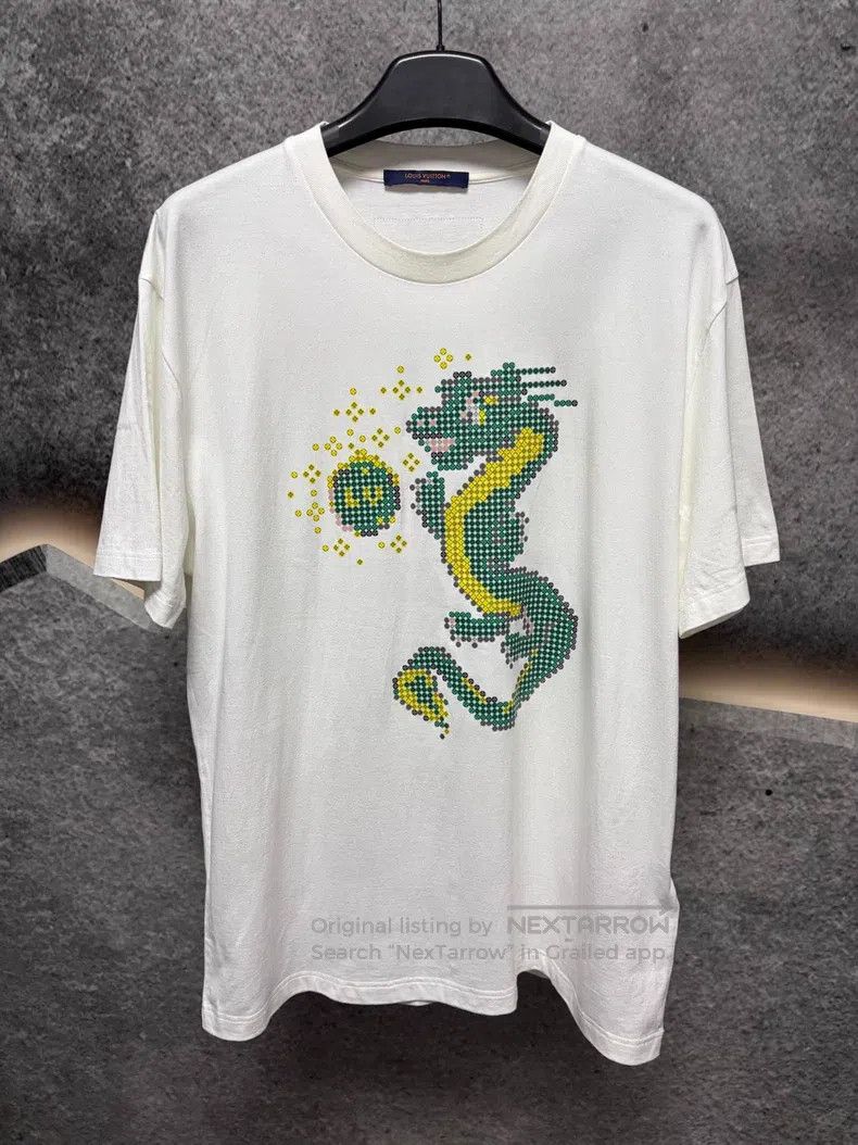 Louis Vuitton Louis Vuitton Year of the Dragon Limited Short Sleeve Size US XL / EU 56 / 4 - 1 Thumbnail
