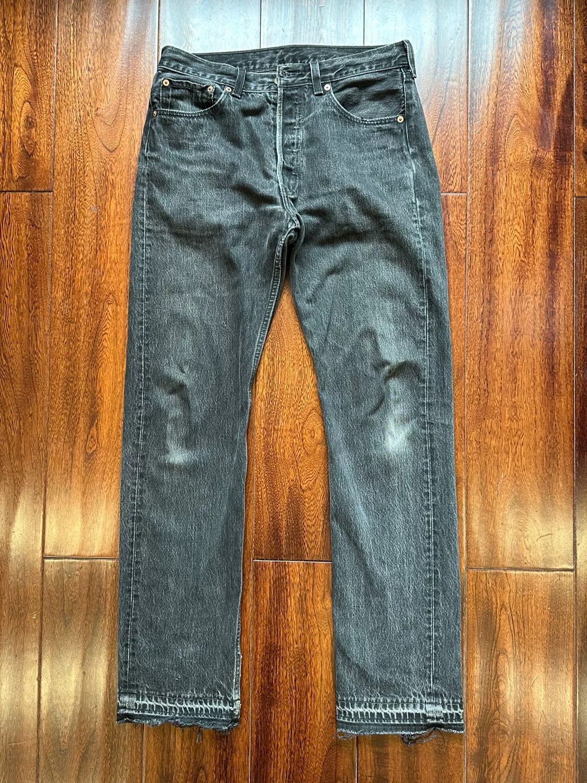Vintage Vintage Levi's 501 US-Made 90s Size US 31 - 1 Thumbnail