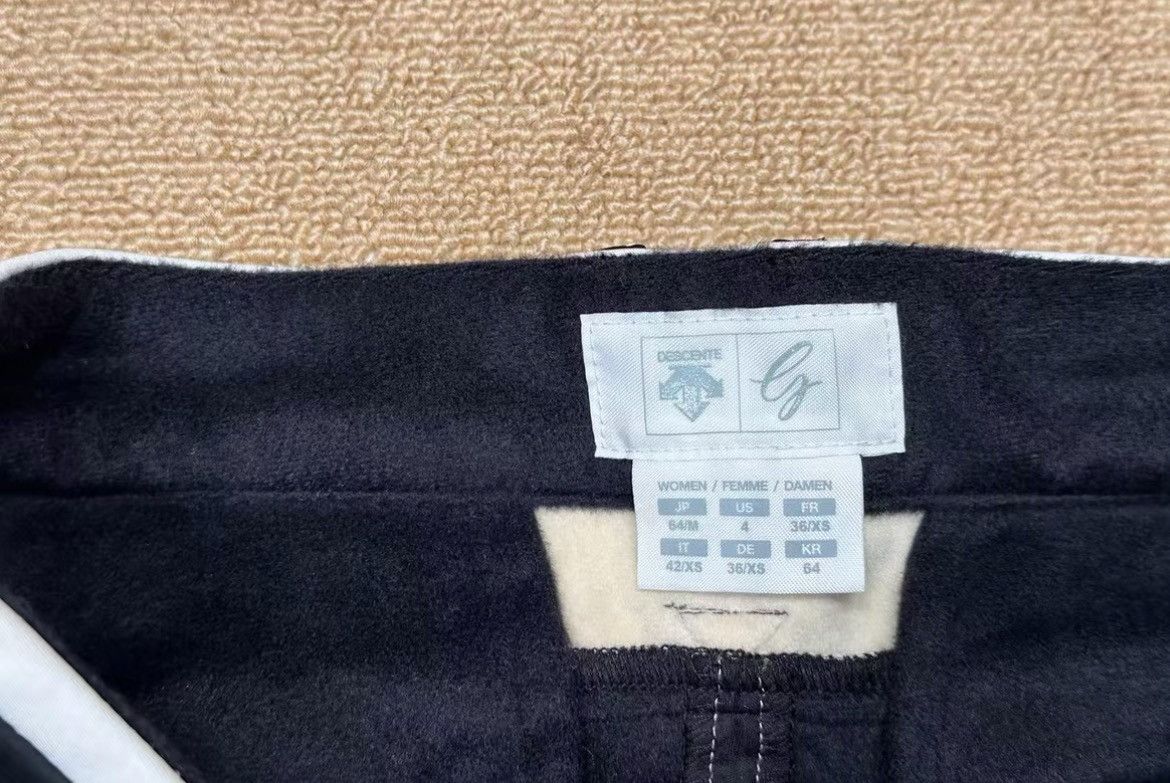 Descente Descente Golf Collection Women's Spliced Fleece Skirt J39 Size M / US 6-8 / IT 42-44 - 3 Thumbnail