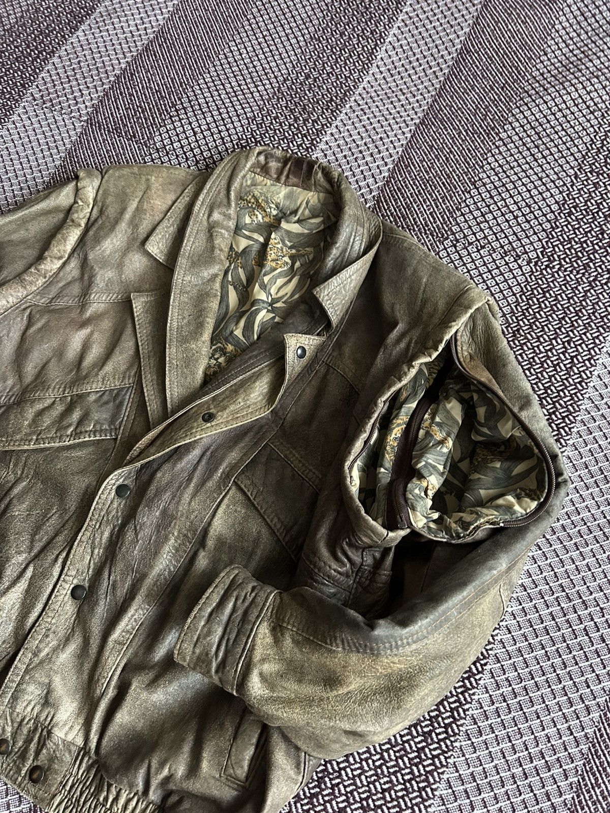 Genuine Leather Vintage Leather Distressed Bomber Jacket Faded VeraPelle Y2K Size US L / EU 52-54 / 3 - 8 Thumbnail