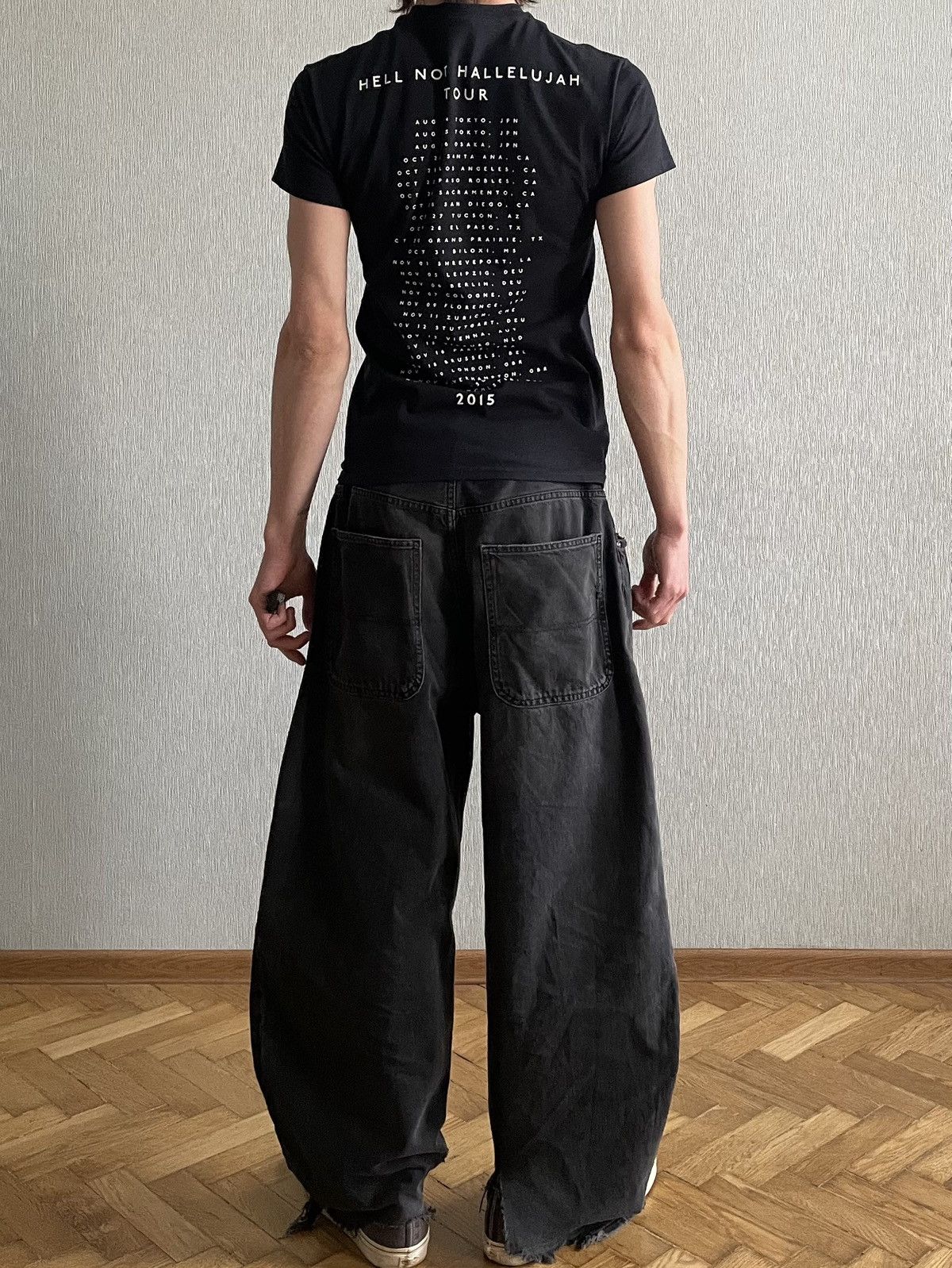 Marilyn Manson 2015 Marilyn Manson: A Tour T-Shirt «Hell Not Hallelujah» Size US S / EU 44-46 / 1 - 6 Thumbnail