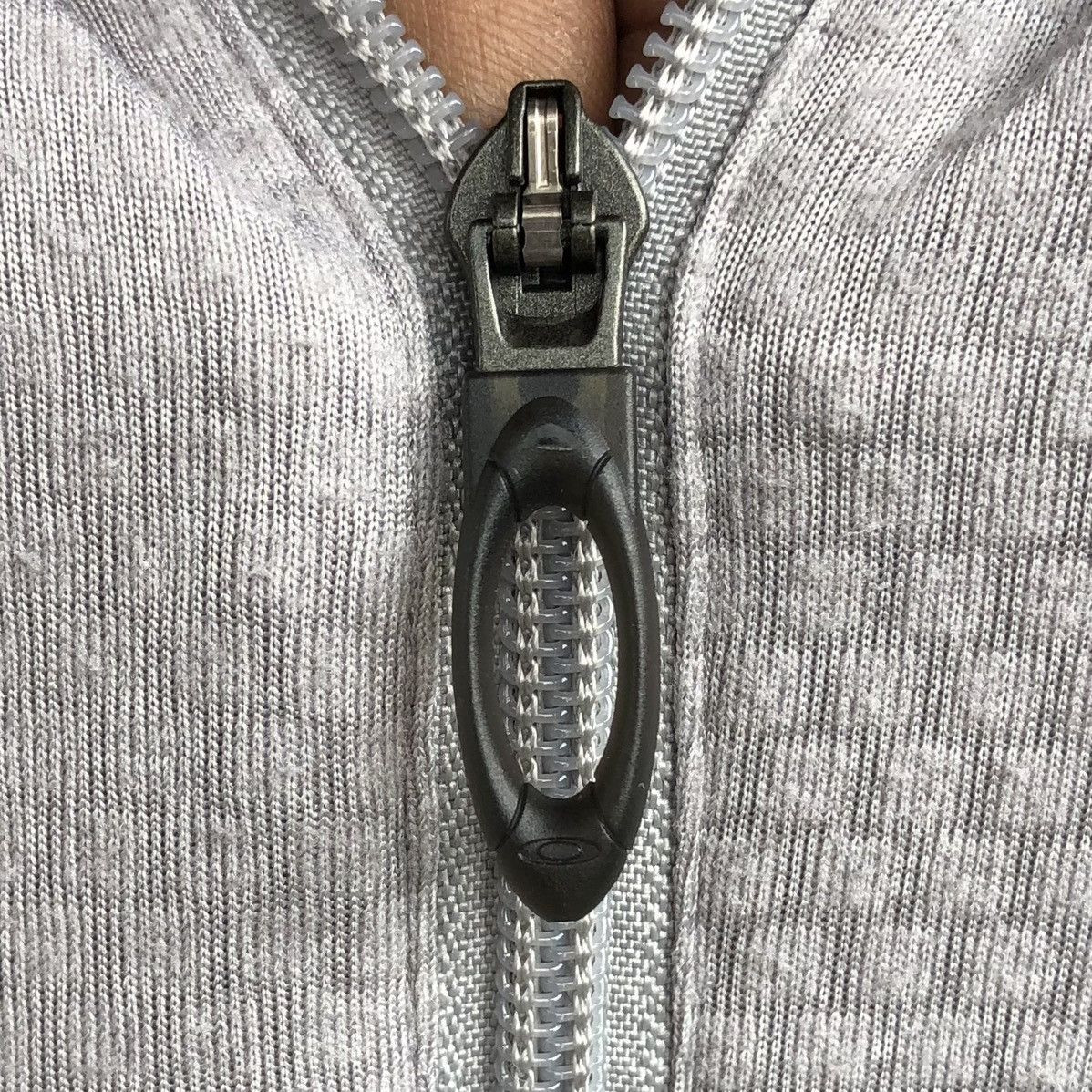 Oakley Oakley Men's Grey and Silver Full Zip Hoodie Size US XL / EU 56 / 4 - 16 Thumbnail